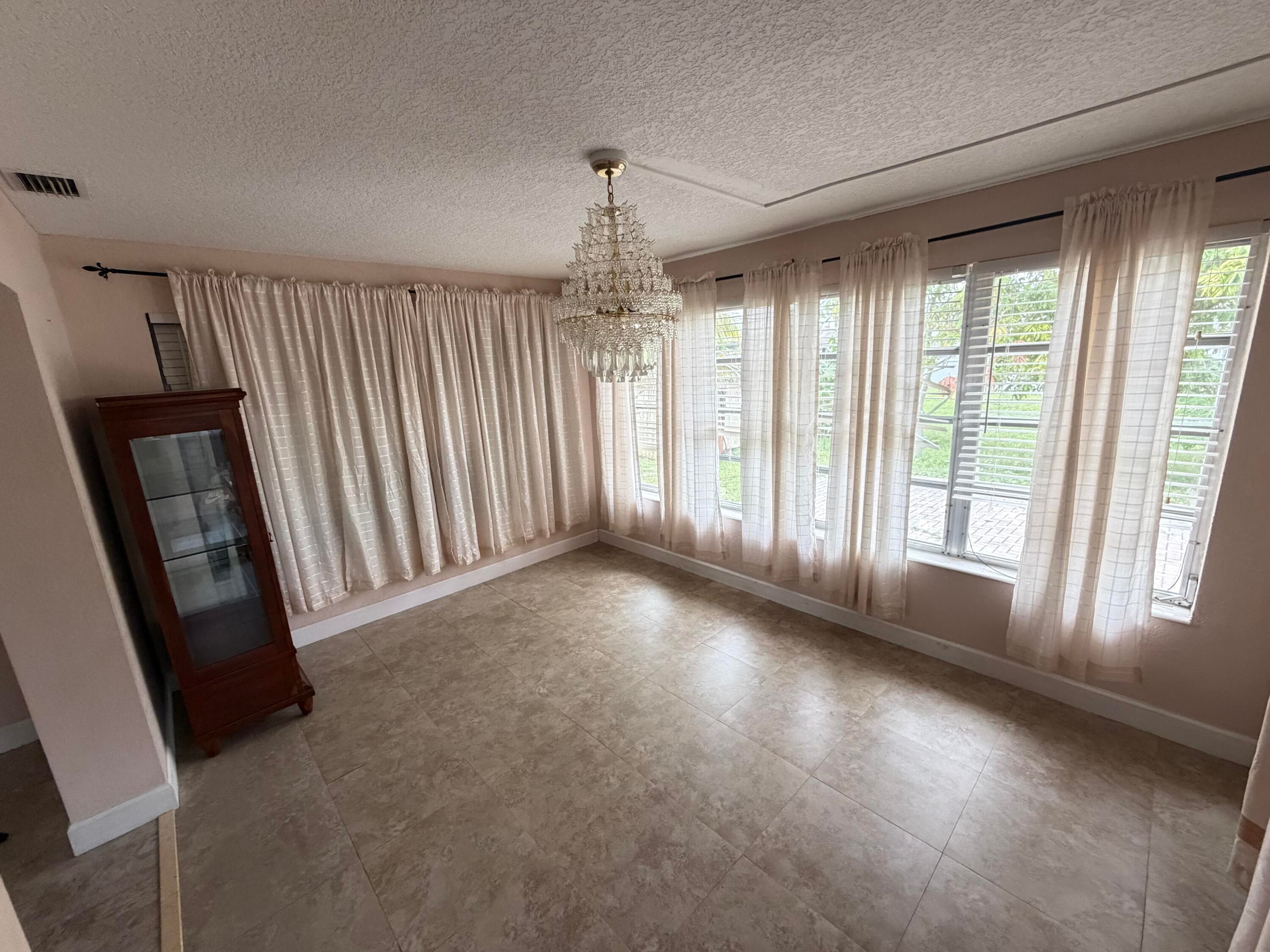 8870 Taft Street, Pembroke Pines, FL 33024 — photo 19 of 20