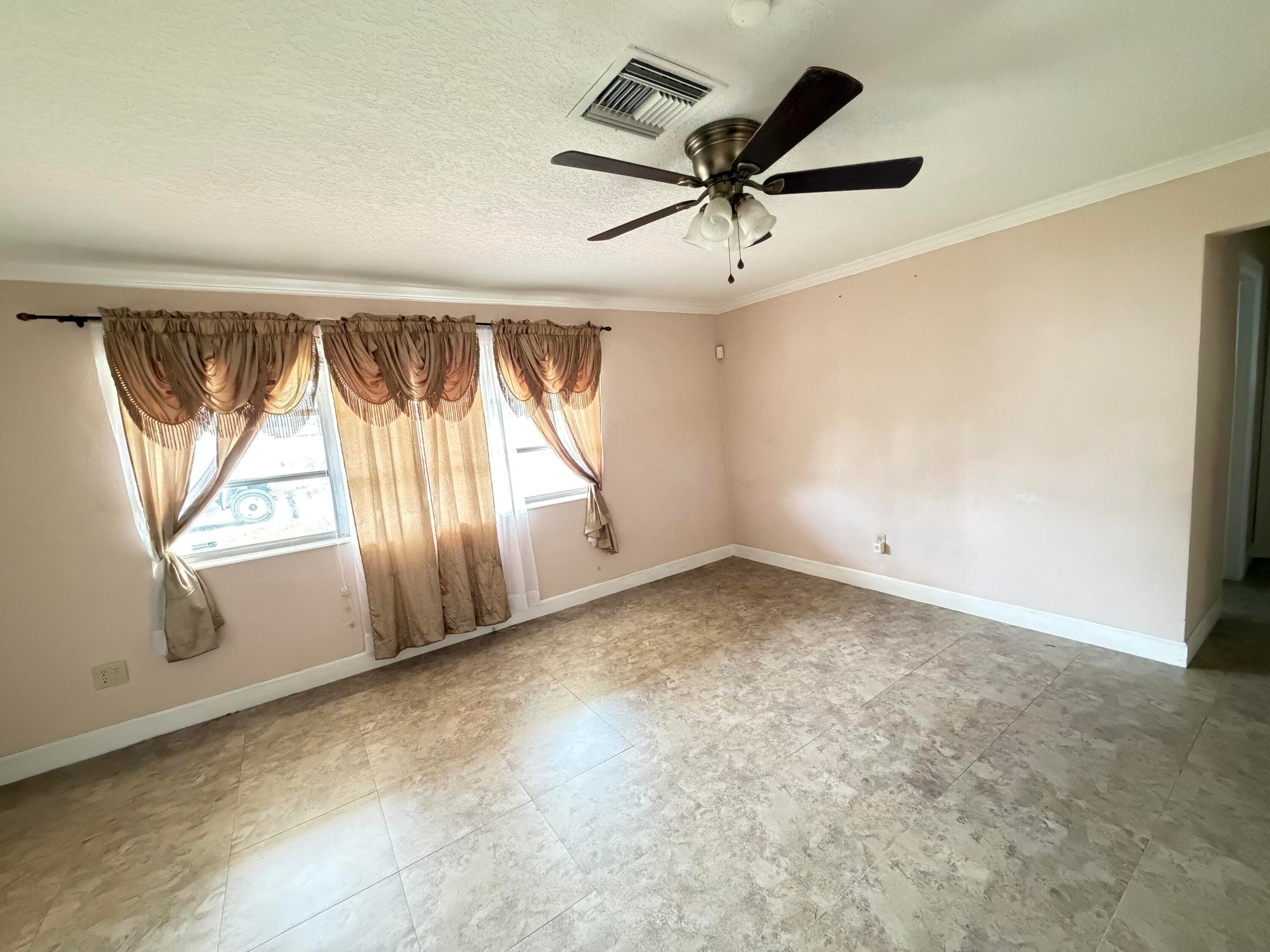 8870 Taft Street, Pembroke Pines, FL 33024 — photo 11 of 20