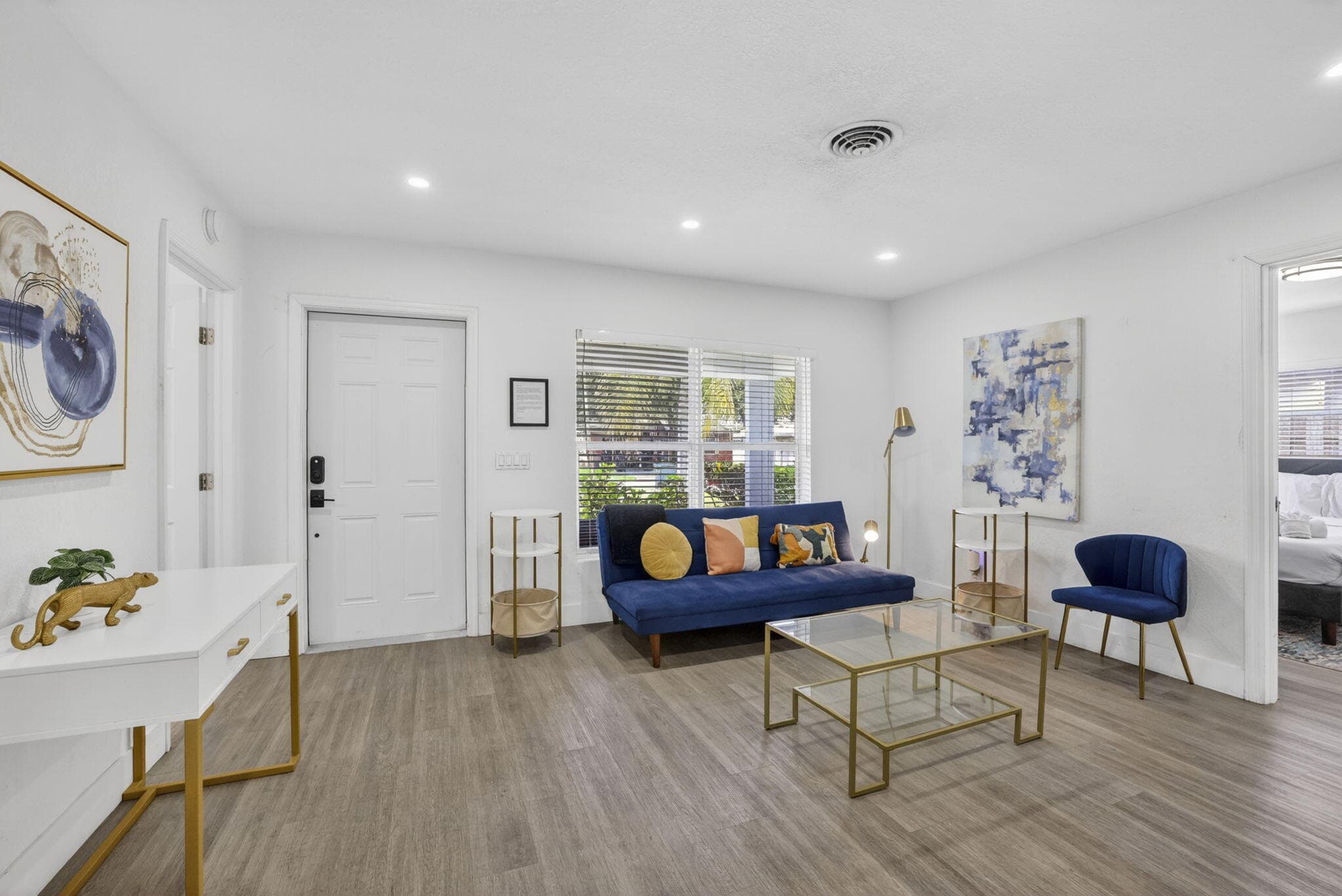 4601 NE 4th Avenue, Fort Lauderdale, FL 33334 — photo 6 of 34