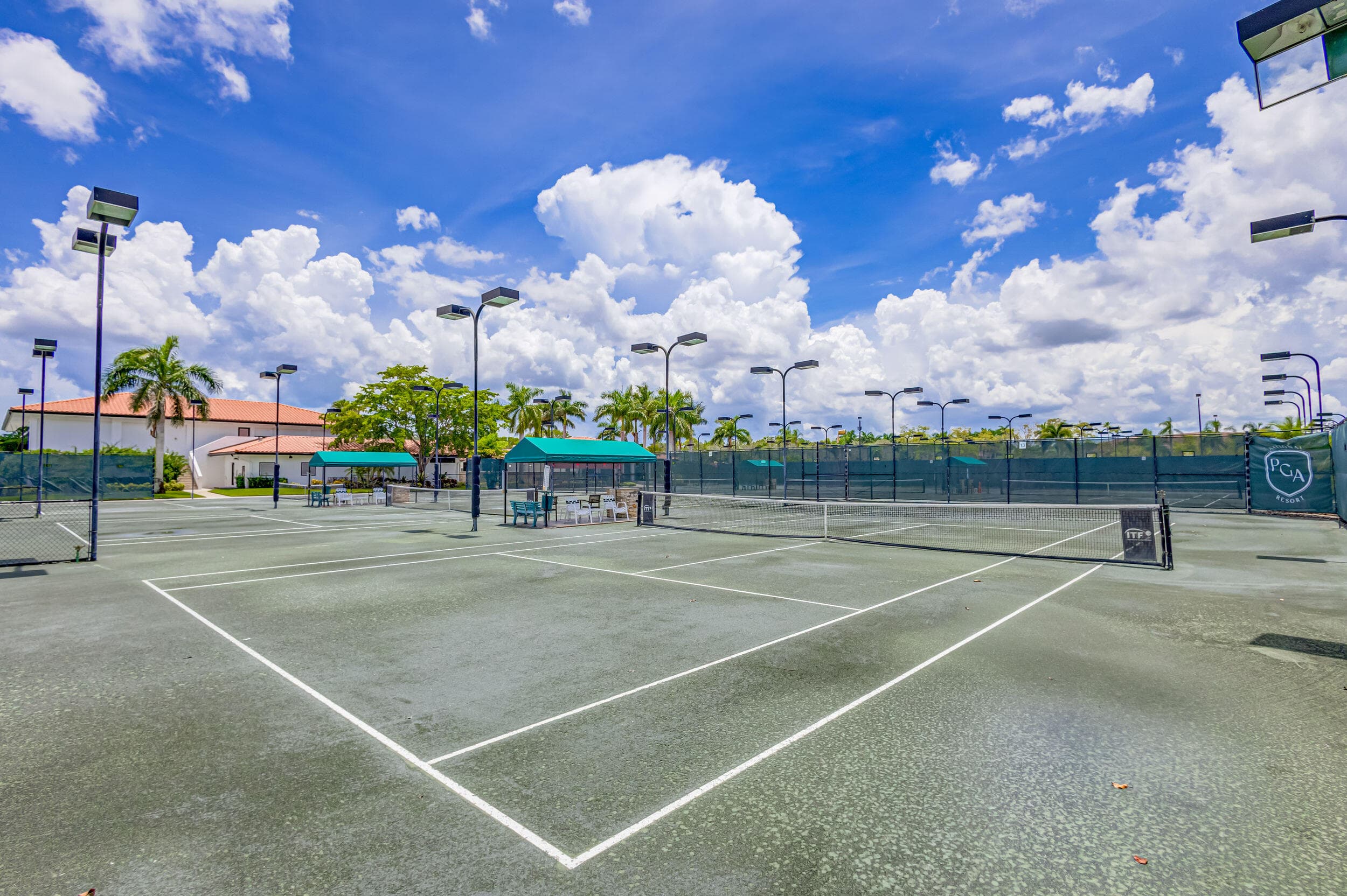 28 Admirals Court, Palm Beach Gardens, FL 33418 — photo 42 of 53