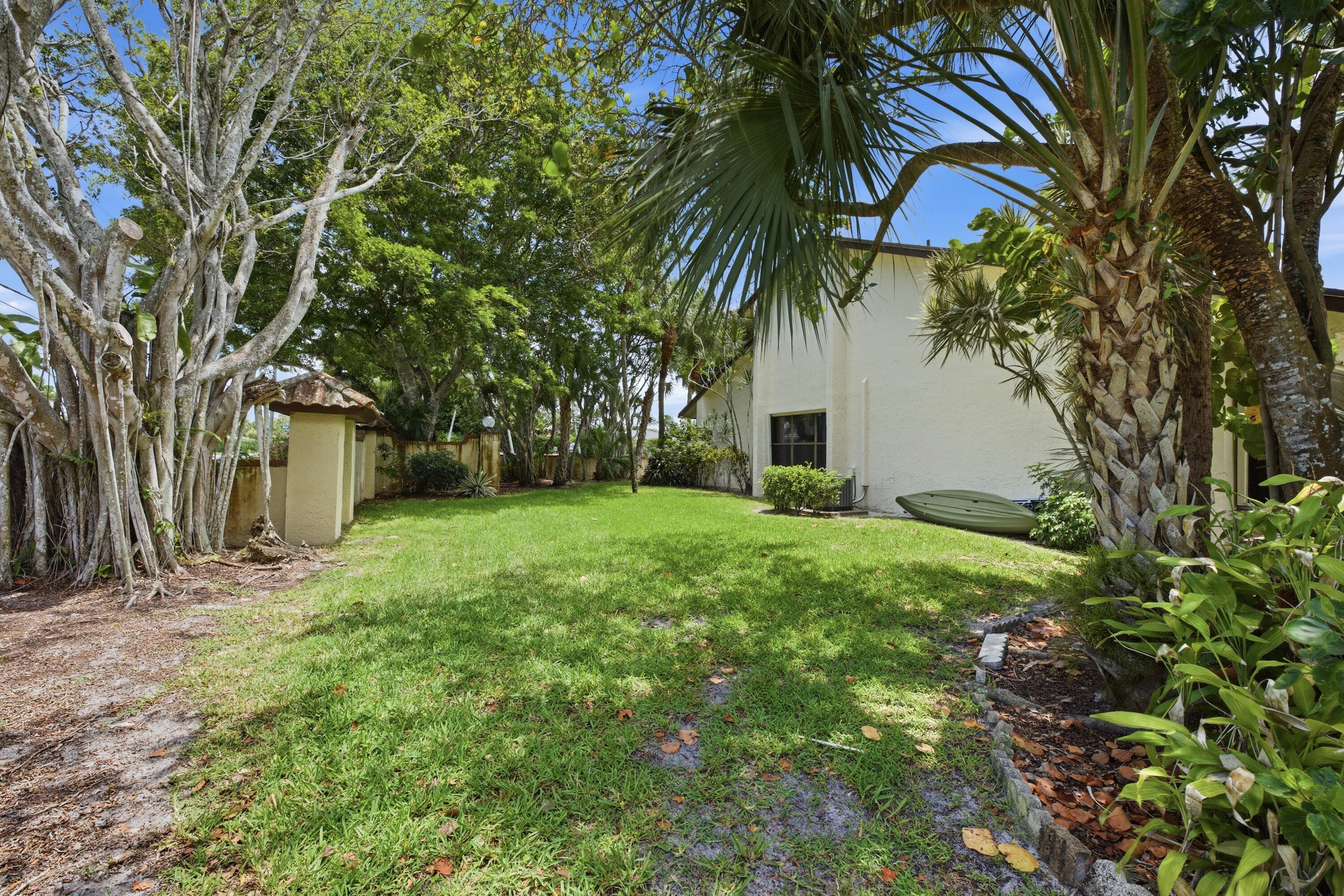 7516 English Court A, Lake Worth, FL 33467 — photo 23 of 28