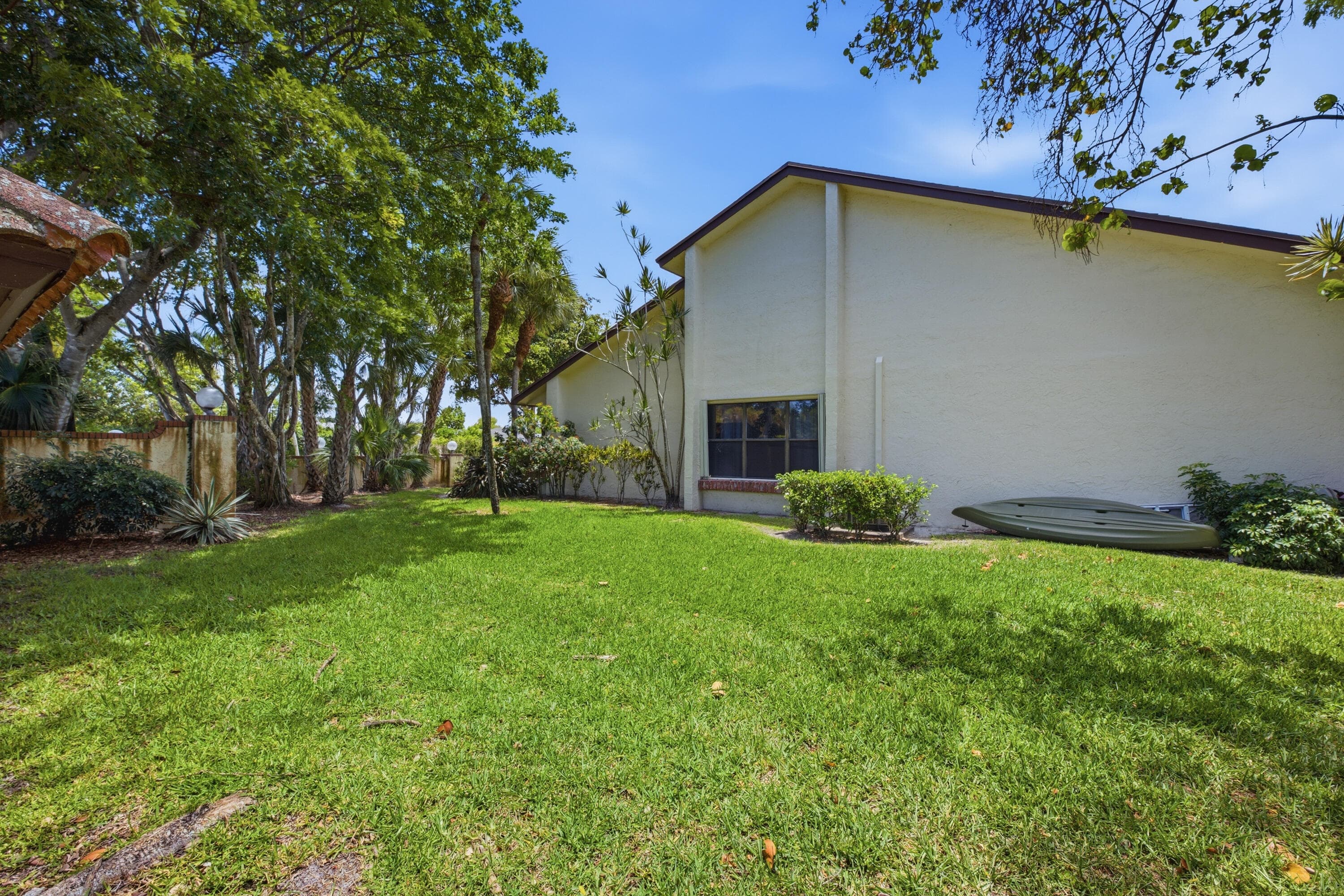 7516 English Court A, Lake Worth, FL 33467 — photo 24 of 28