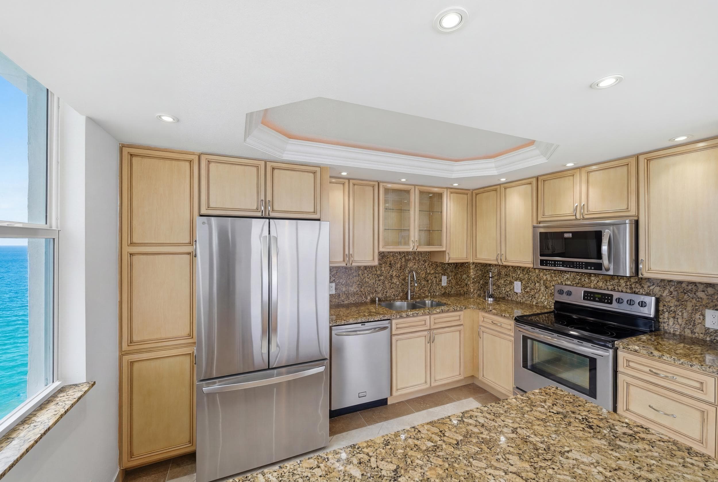 800 SE 20th Avenue 901, Deerfield Beach, FL 33441 — photo 7 of 31
