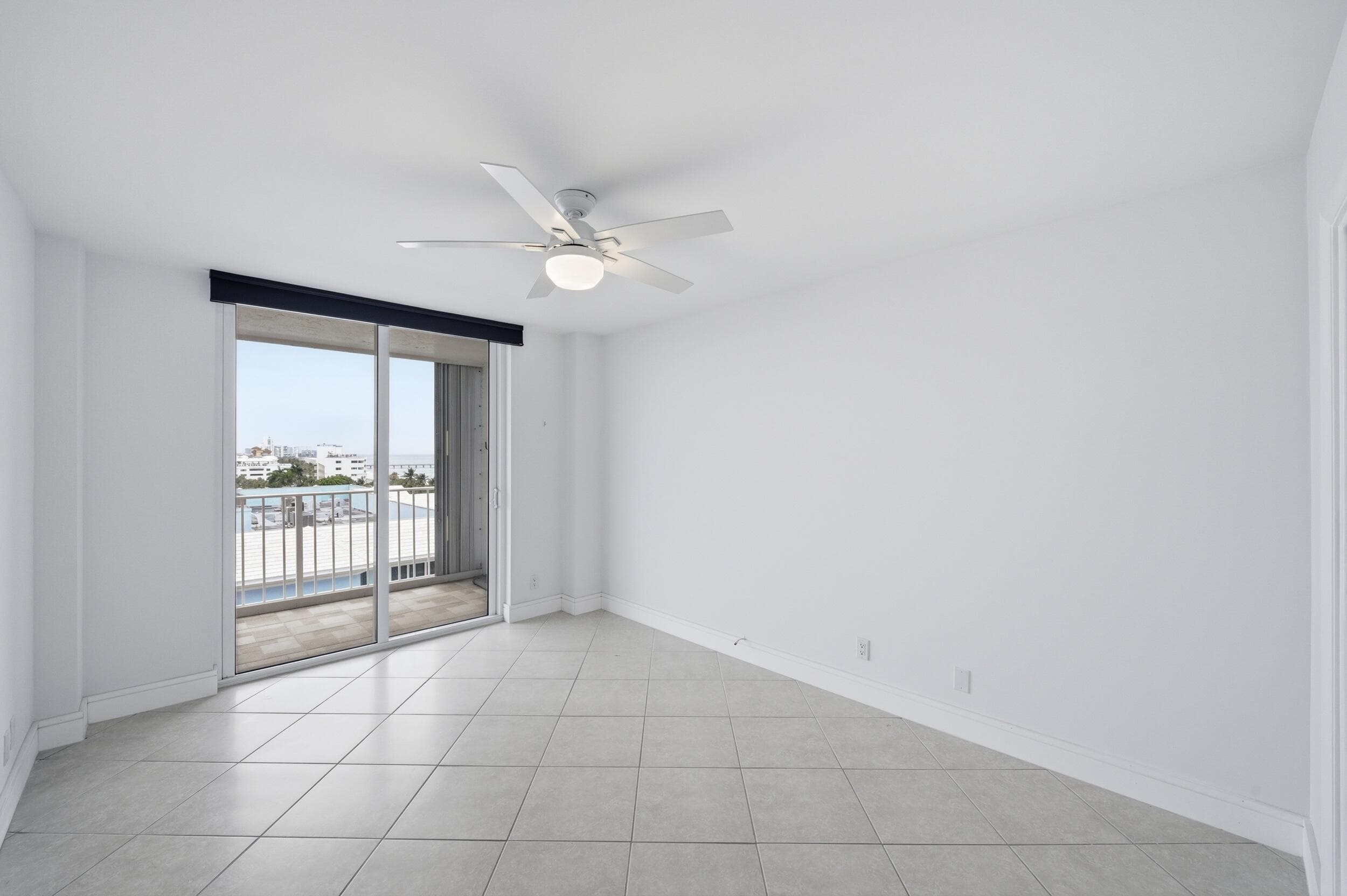 800 SE 20th Avenue 901, Deerfield Beach, FL 33441 — photo 11 of 31