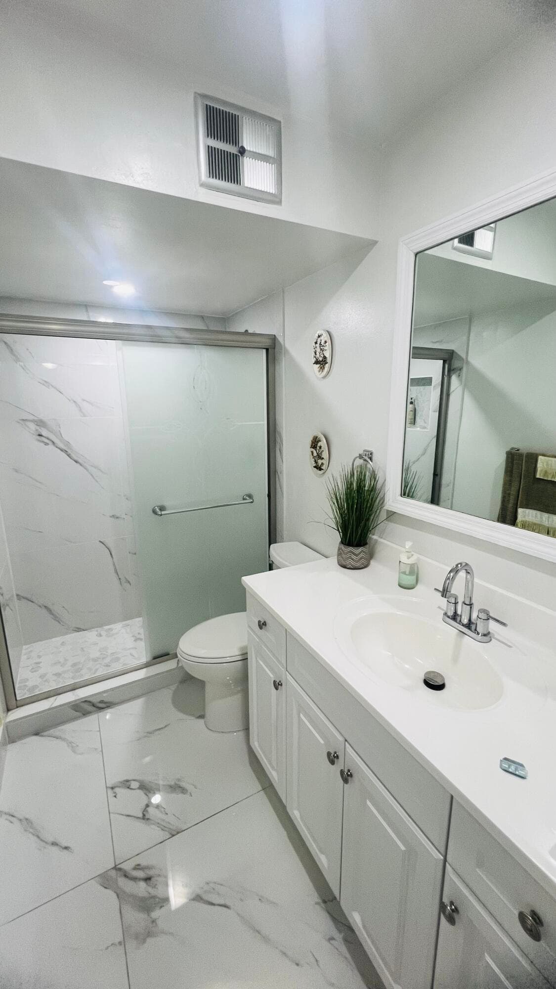 9330 S Sunrise Lakes Boulevard 304, Sunrise, FL 33322 — photo 13 of 29