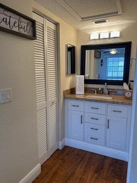 1040 Lake Shore Drive 105, Lake Park, FL 33403 — photo 11 of 39