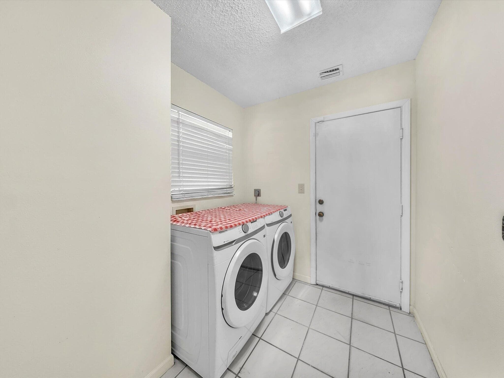 5111 NW 104th Avenue, Coral Springs, FL 33076 — photo 20 of 29