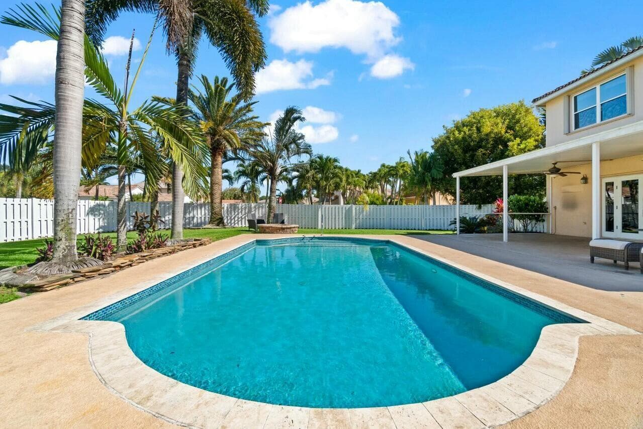 6779 Barrier Reef Street, Lake Worth, FL 33467 — photo 8 of 40