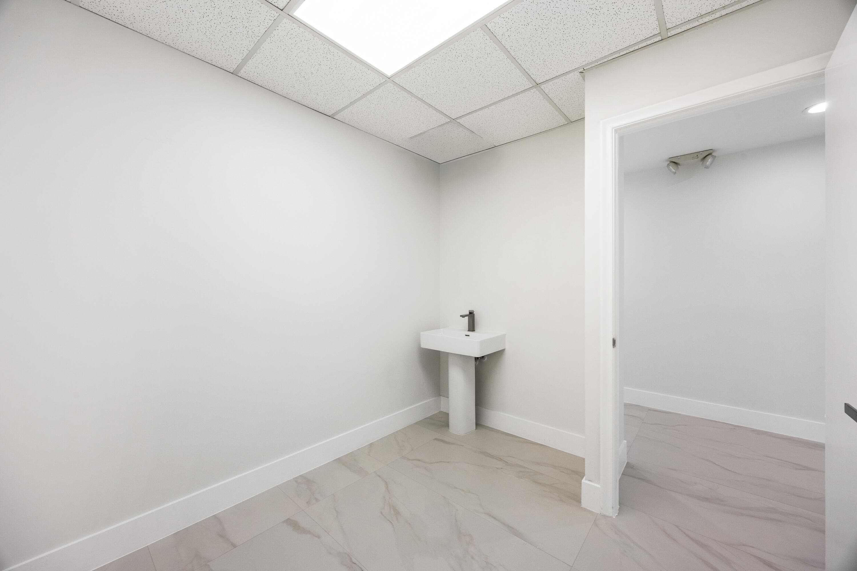 150 NW 70th Avenue 04, Plantation, FL 33317 — photo 11 of 15