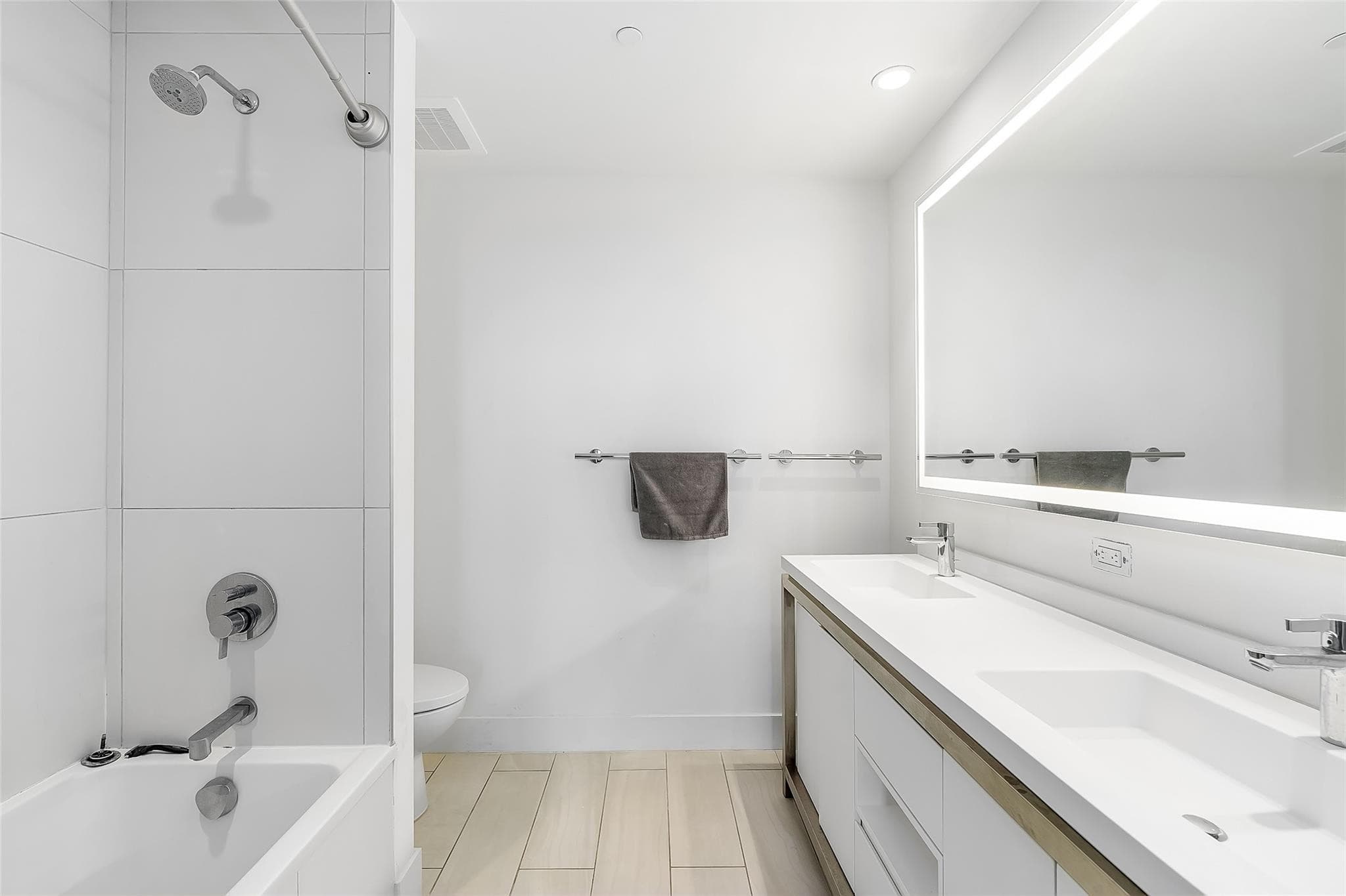 2000 Metropica Way 1410, Sunrise, FL 33323 — photo 22 of 46