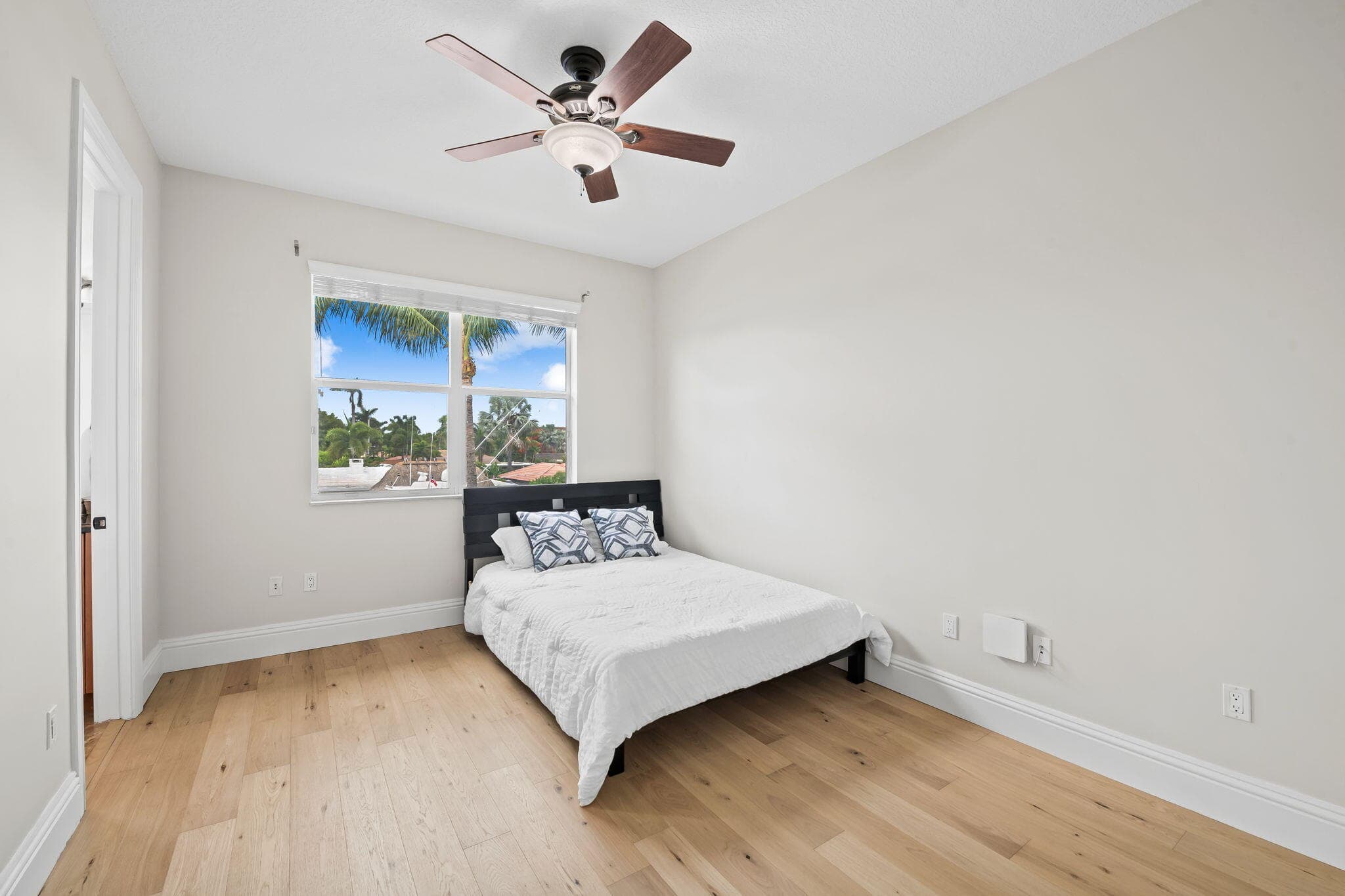 1261 NE 27th Way, Pompano Beach, FL 33062 — photo 43 of 86