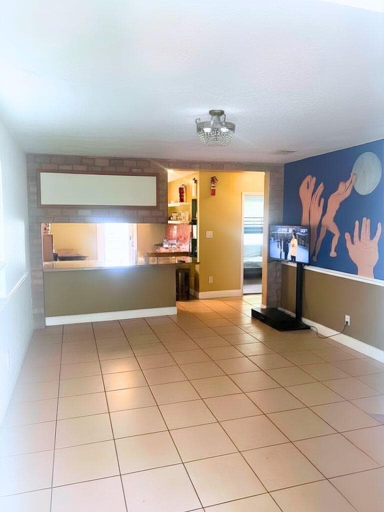 4100 SW 28th Street, West Park, FL 33023 — photo 6 of 10