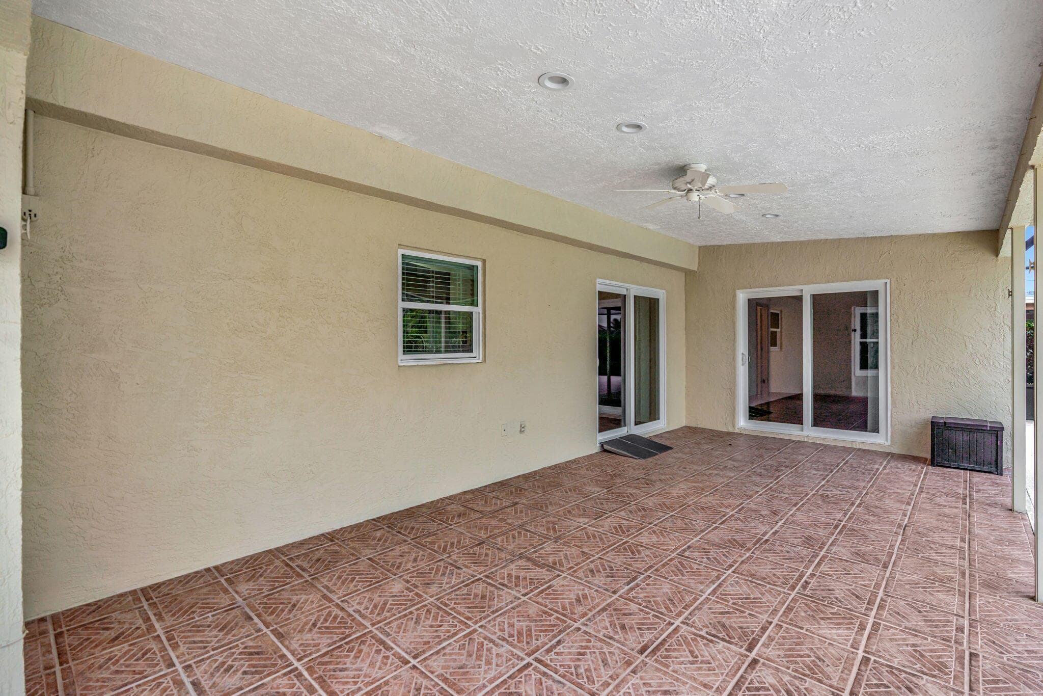 661 SE Crescent Avenue, Port St. Lucie, FL 34984 — photo 25 of 30