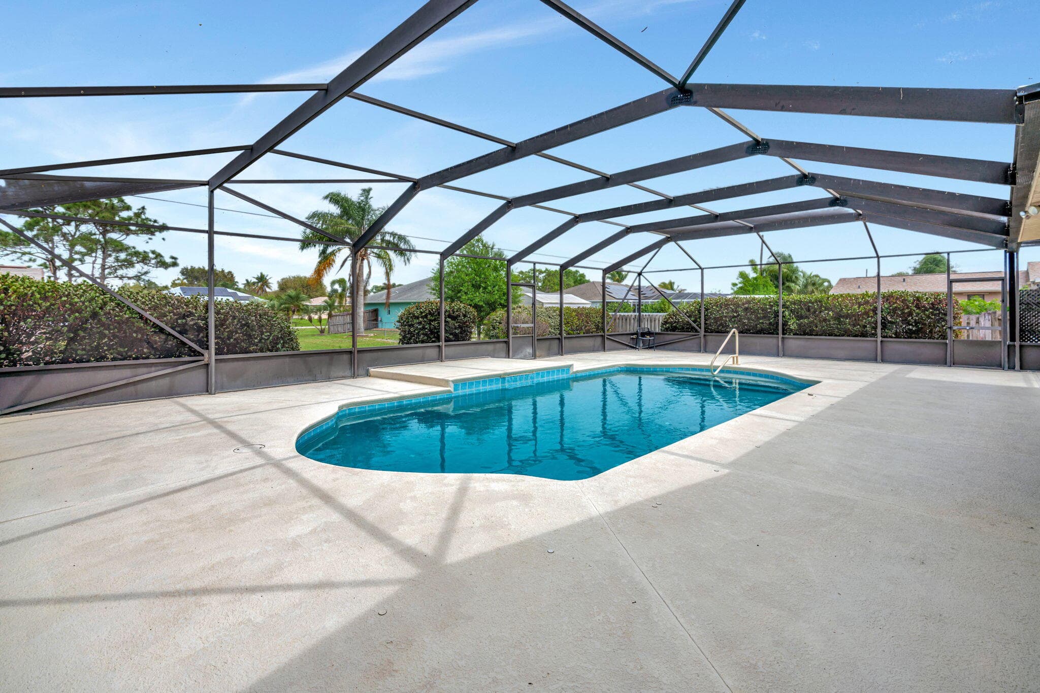 661 SE Crescent Avenue, Port St. Lucie, FL 34984 — photo 29 of 30