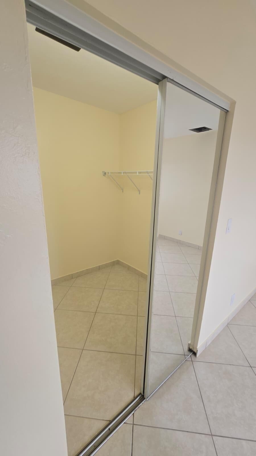 105 S Riverside Drive 402, Pompano Beach, FL 33062 — photo 24 of 43