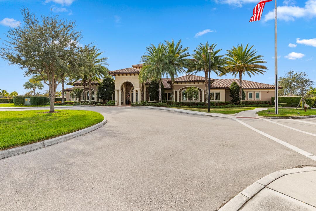 827 SE Villandry Way, Port St. Lucie, FL 34984 — photo 40 of 57