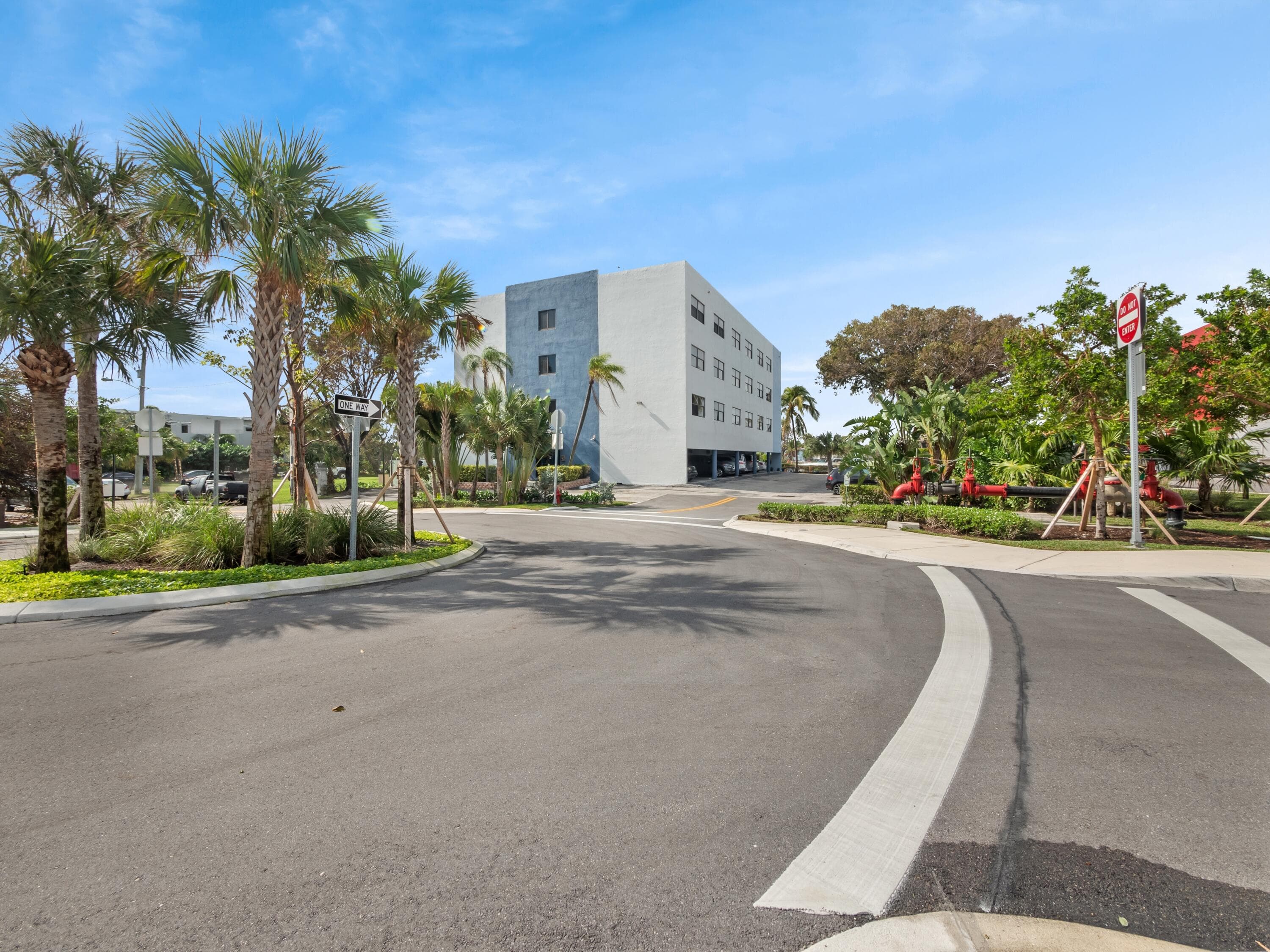 105 S Riverside Drive 402, Pompano Beach, FL 33062 — photo 3 of 43