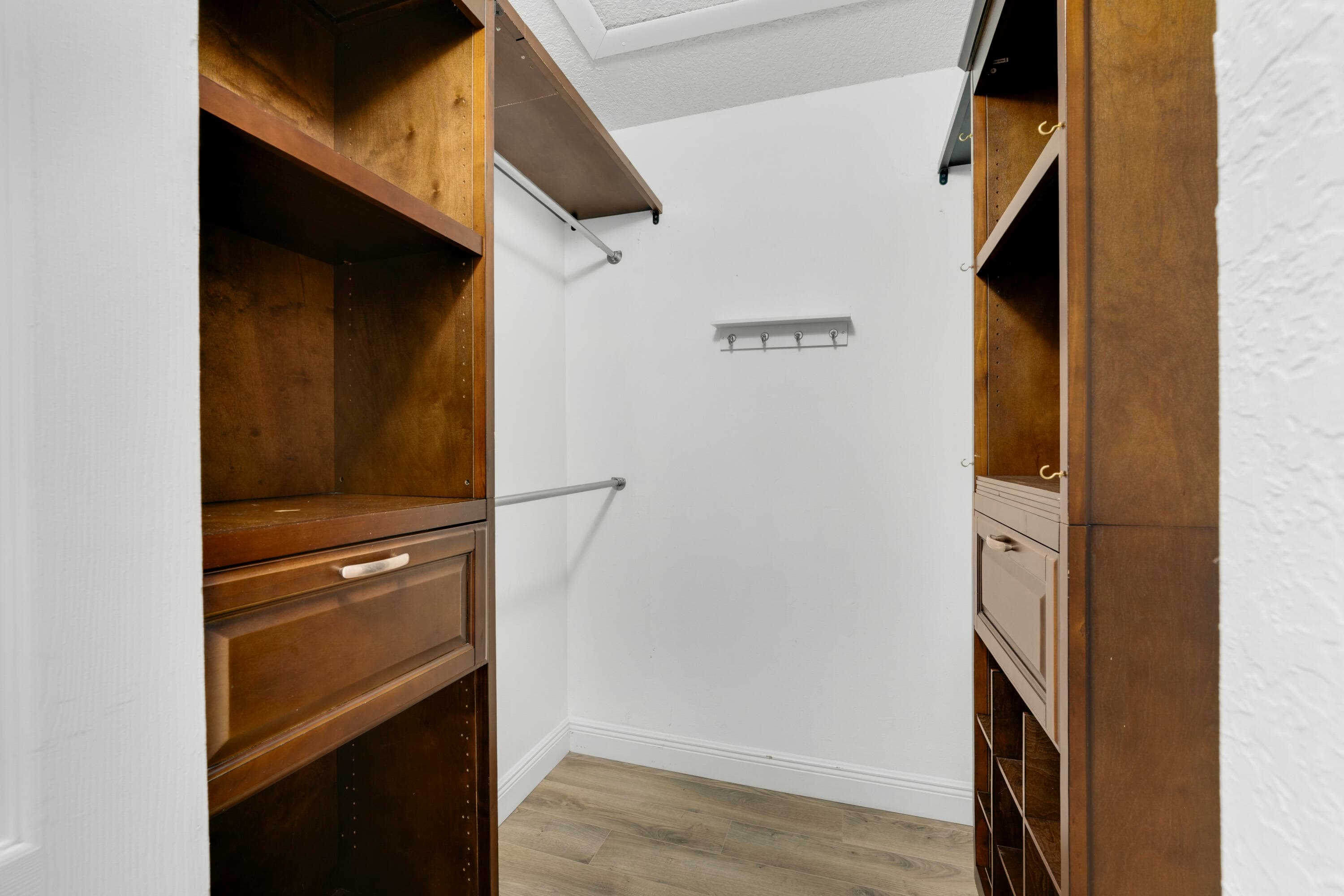 127 Yacht Club Way 101, Hypoluxo, FL 33462 — photo 19 of 27