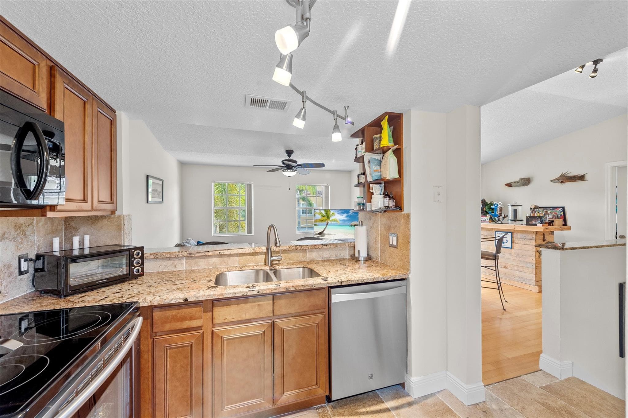 1035 Lake Shore Drive 105, Lake Park, FL 33403 — photo 10 of 32