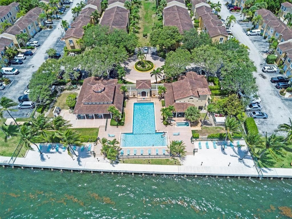 1035 Lake Shore Drive 105, Lake Park, FL 33403 — photo 28 of 32
