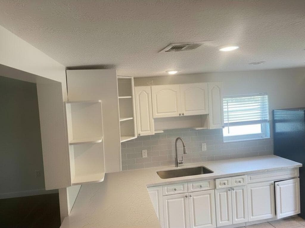 4100 SW 28th Street, West Park, FL 33023 — photo 5 of 10