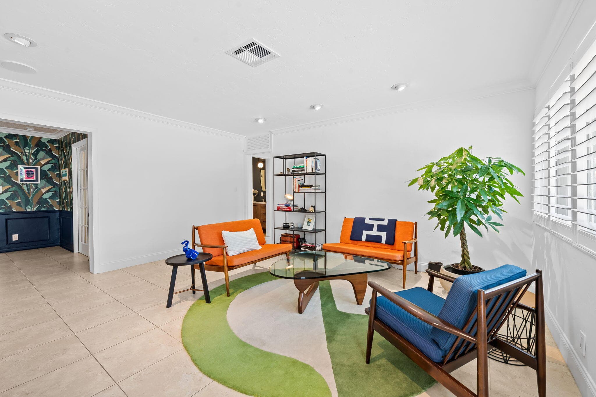 2043 NE 29th Street, Fort Lauderdale, FL 33306 — photo 8 of 37