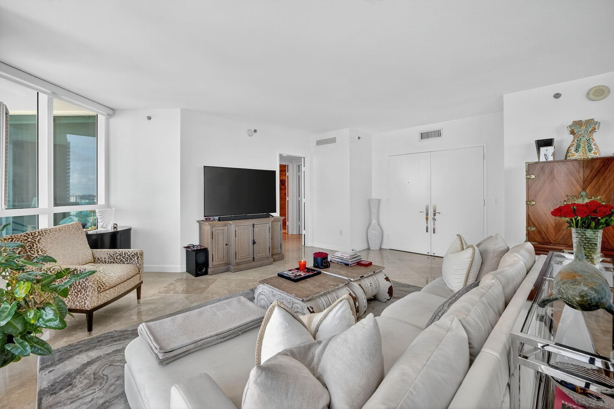101 S Fort Lauderdale Beach Boulevard 1706, Fort Lauderdale, FL 33316 — photo 14 of 51