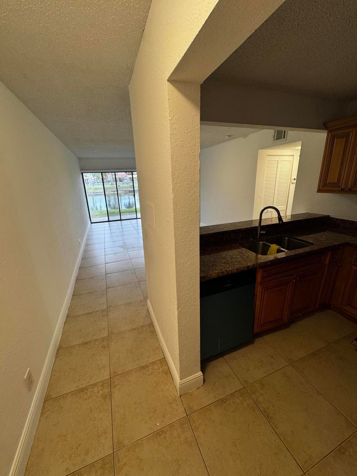 1525 Lake Crystal Drive C, West Palm Beach, FL 33411 — photo 6 of 16