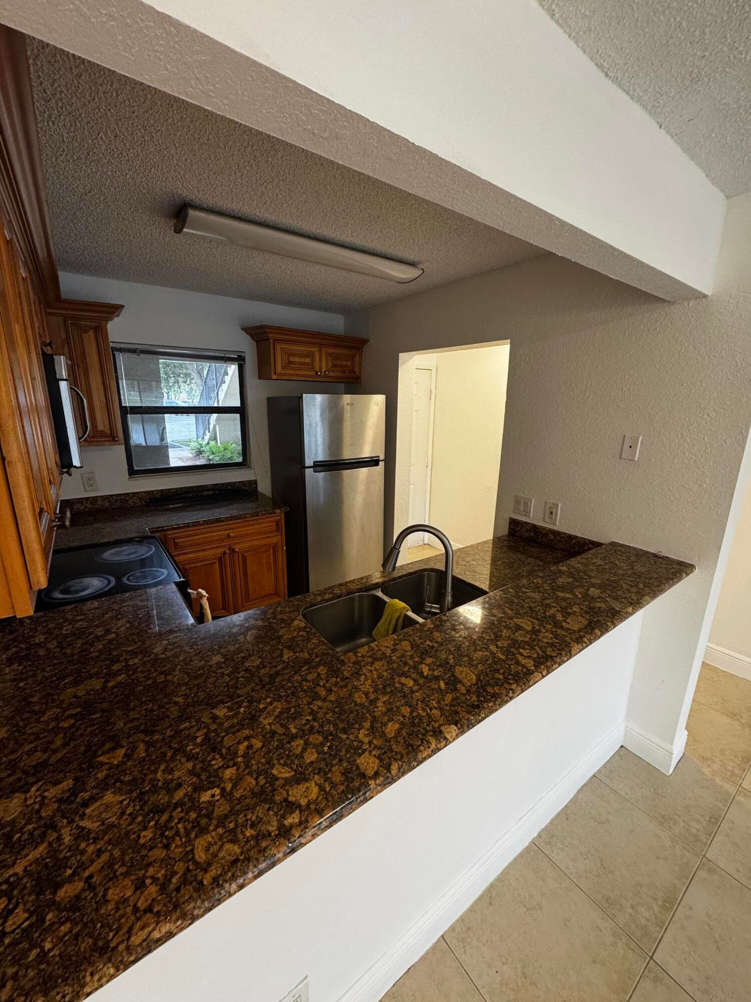 1525 Lake Crystal Drive C, West Palm Beach, FL 33411 — photo 4 of 16