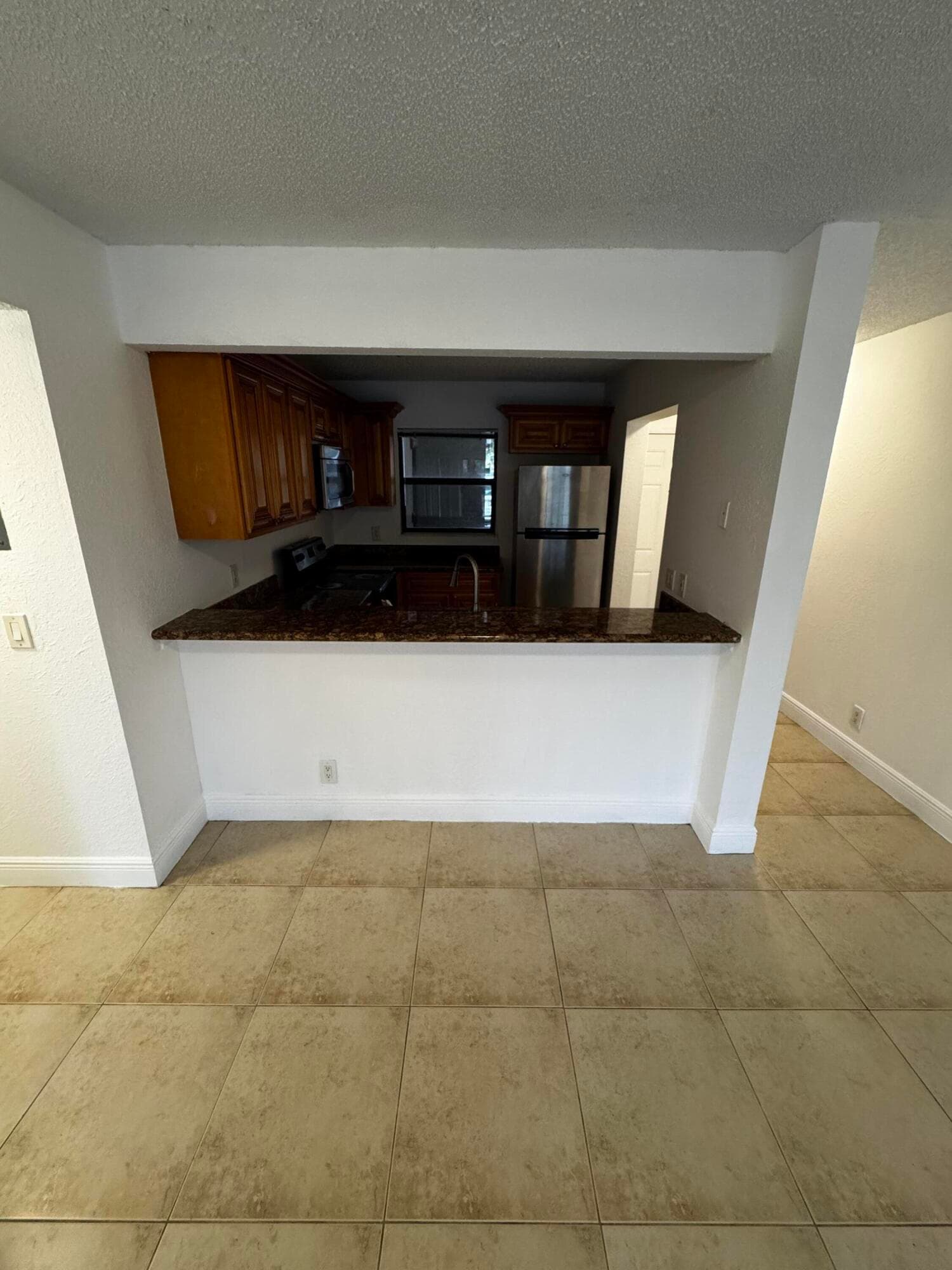 1525 Lake Crystal Drive C, West Palm Beach, FL 33411 — photo 5 of 16