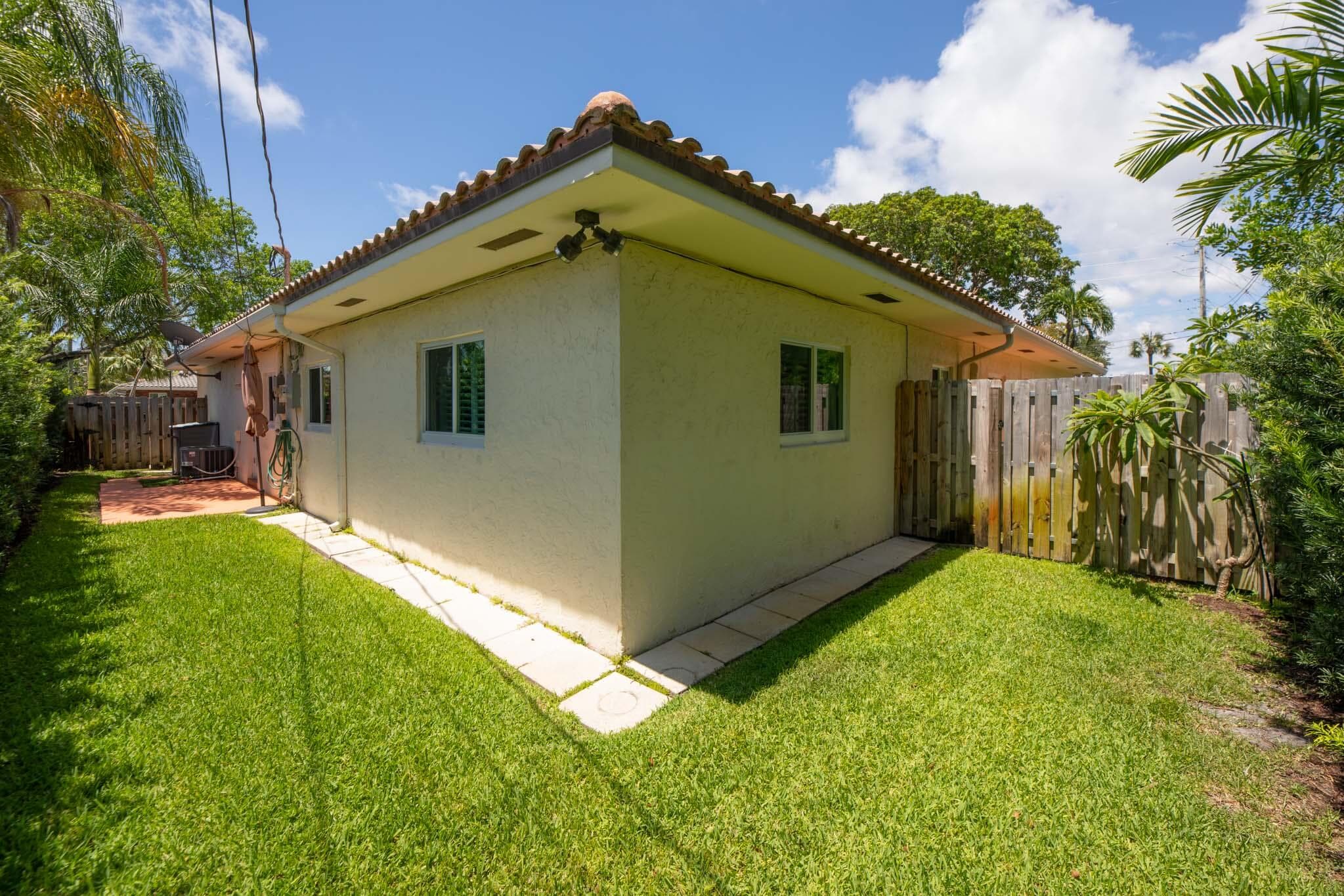 2603 NE 35th Street, Fort Lauderdale, FL 33306 — photo 31 of 39
