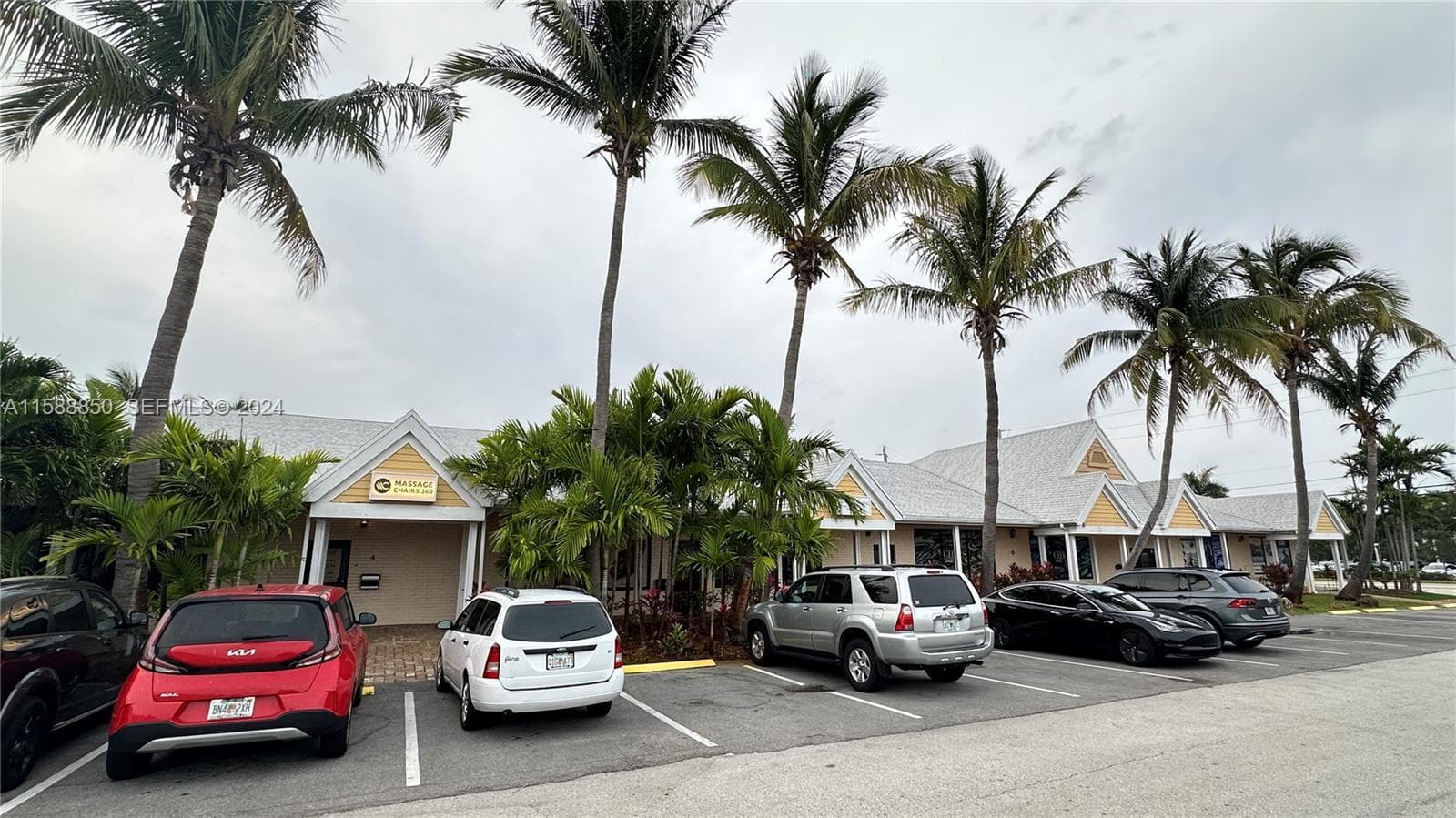 4301 N Federal Highway 4, Pompano Beach, FL 33064 — photo 2 of 3
