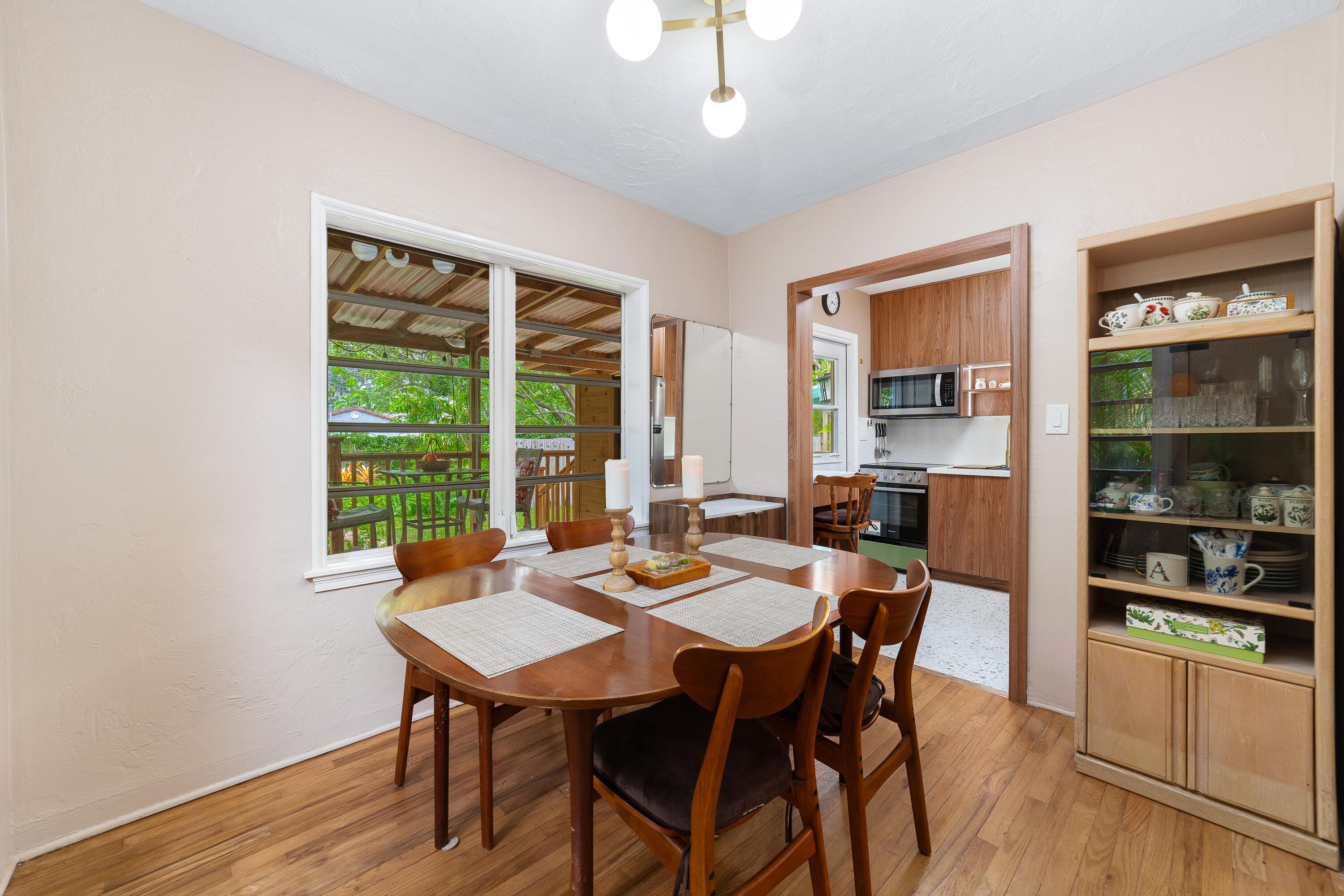 1535 Dewey Street, Hollywood, FL 33020 — photo 13 of 40