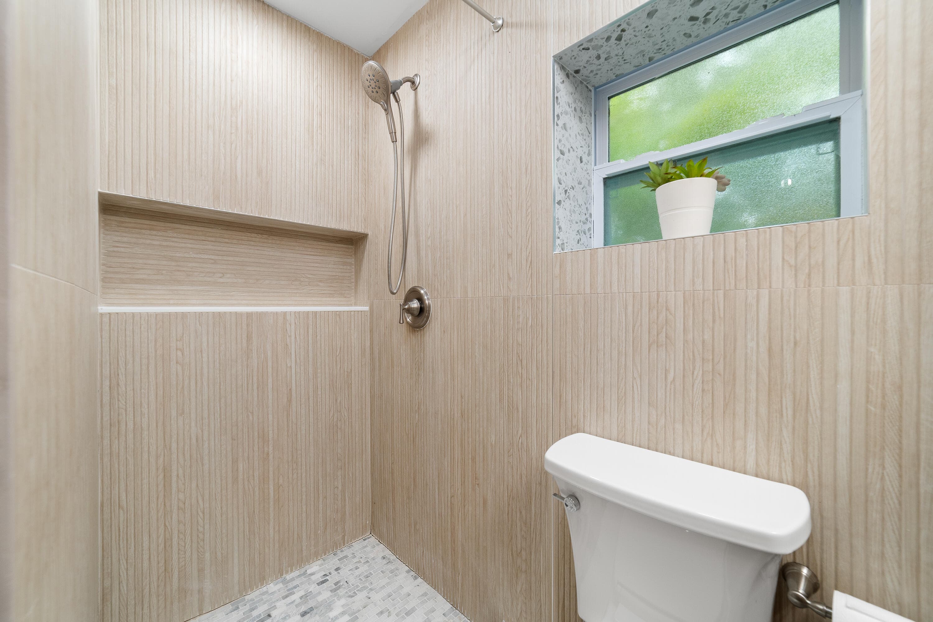 1535 Dewey Street, Hollywood, FL 33020 — photo 26 of 40