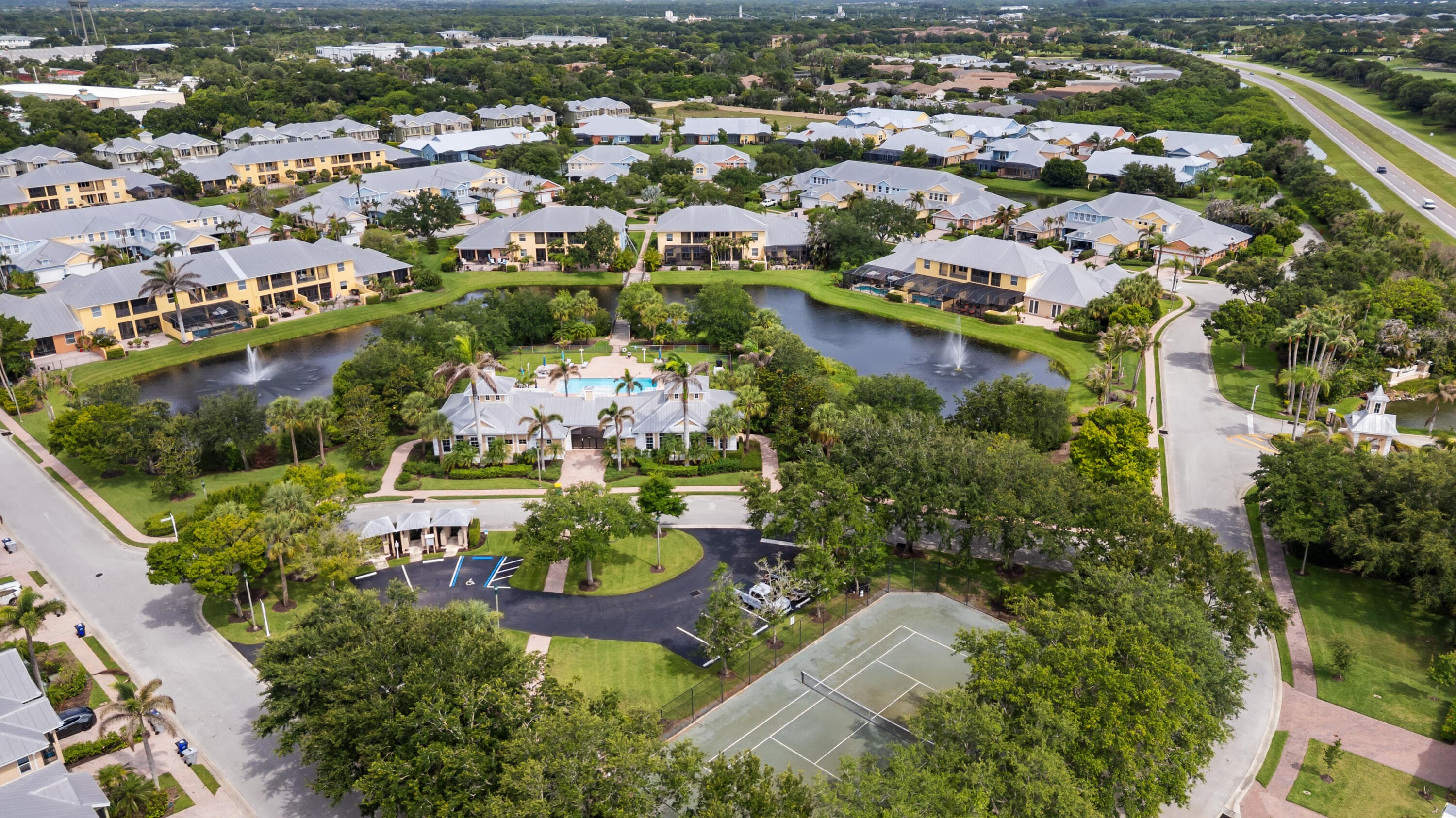 2025 Bridgepointe Circle 118, Vero Beach, FL 32967 — photo 29 of 34