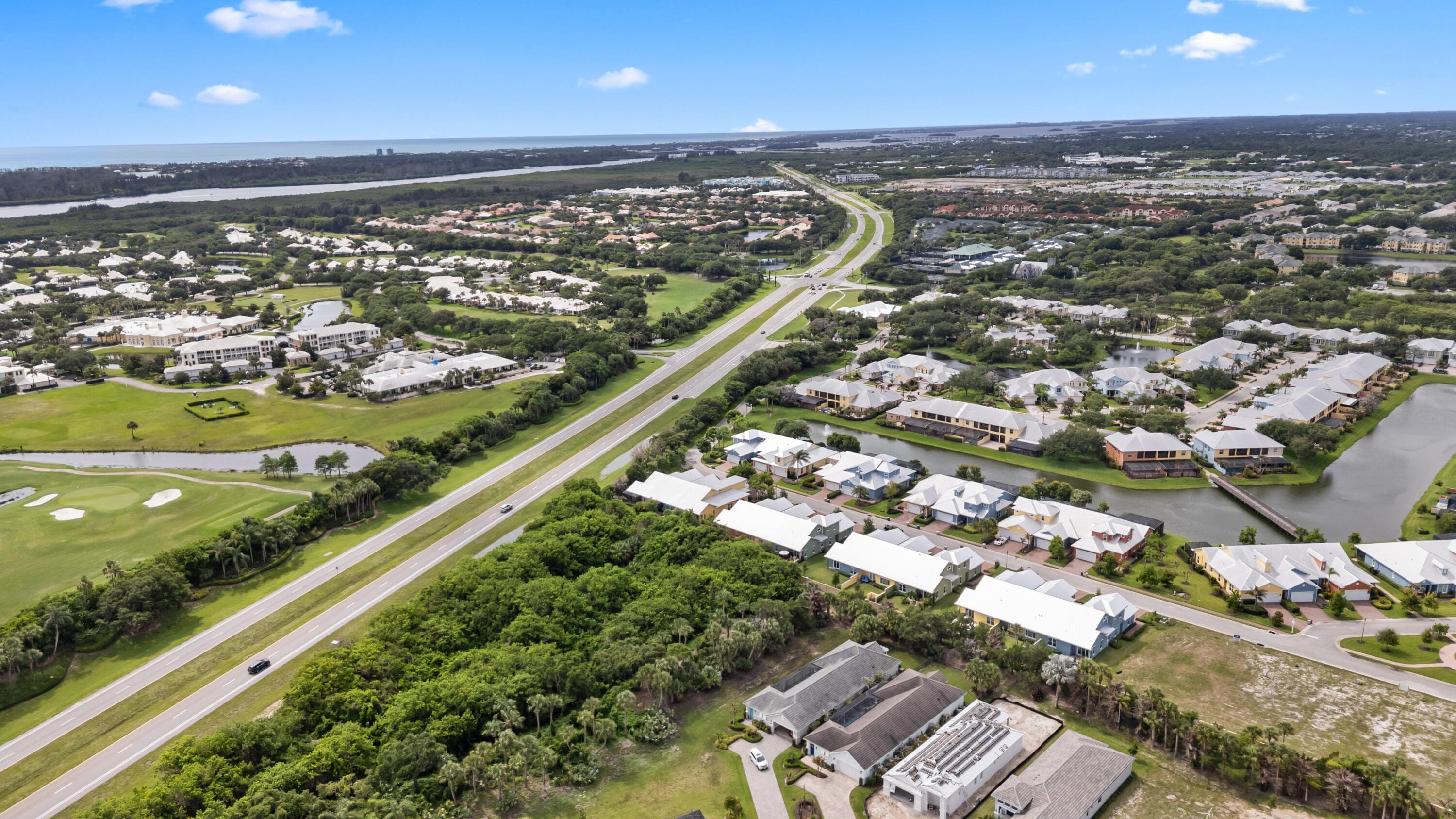 2025 Bridgepointe Circle 118, Vero Beach, FL 32967 — photo 31 of 34