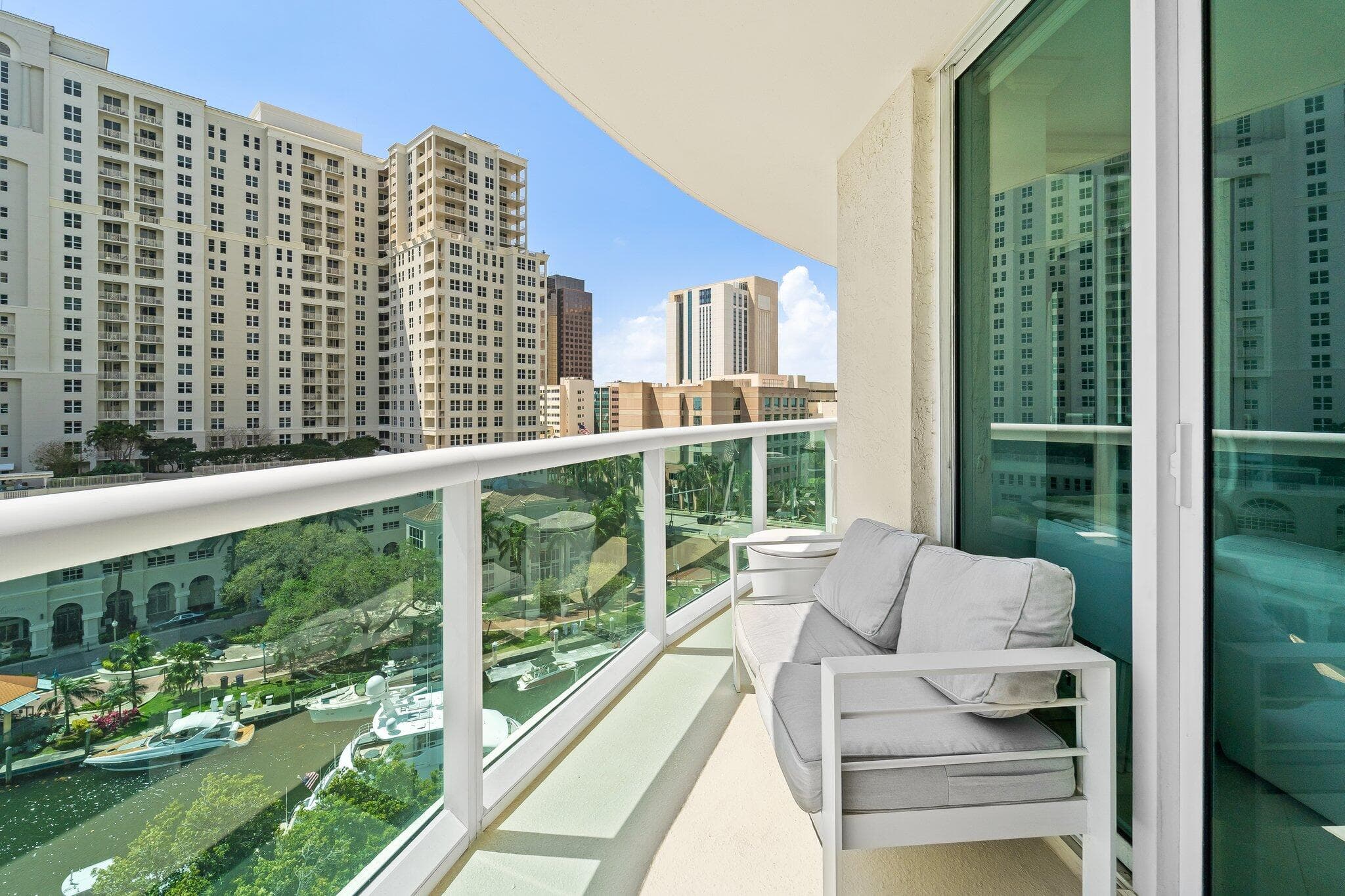 347 N New River Dr Drive E 1004, Fort Lauderdale, FL 33301 — photo 2 of 54
