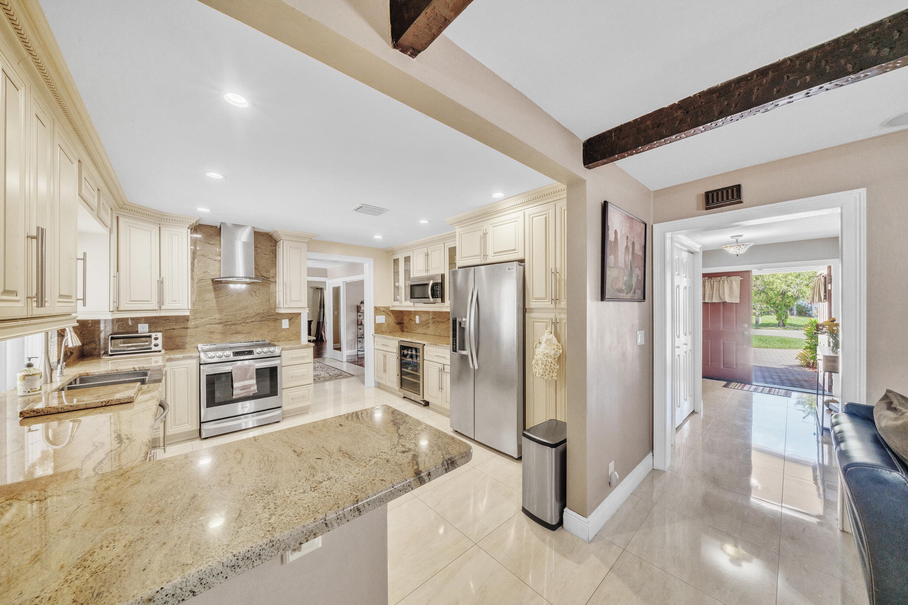 3860 NW 100th Avenue, Coral Springs, FL 33065 — photo 11 of 30