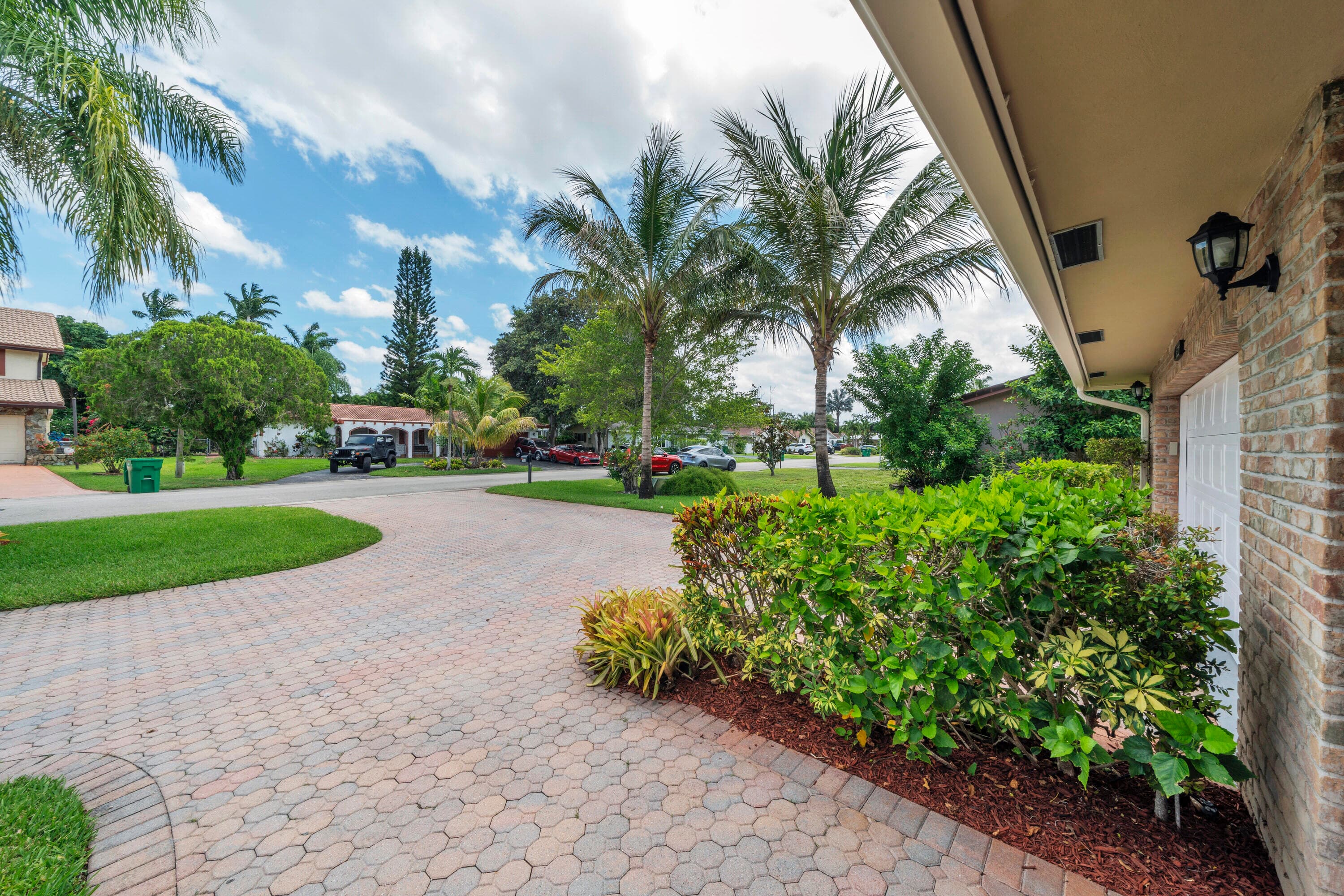3860 NW 100th Avenue, Coral Springs, FL 33065 — photo 30 of 30