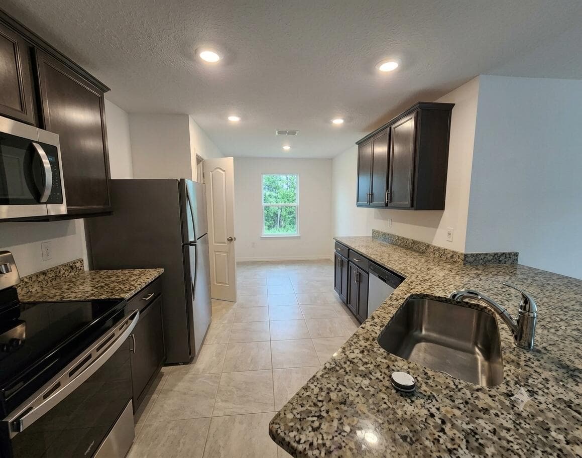 8650 W Lake George Cir W W, Macclenny, FL 32063 — photo 7 of 18