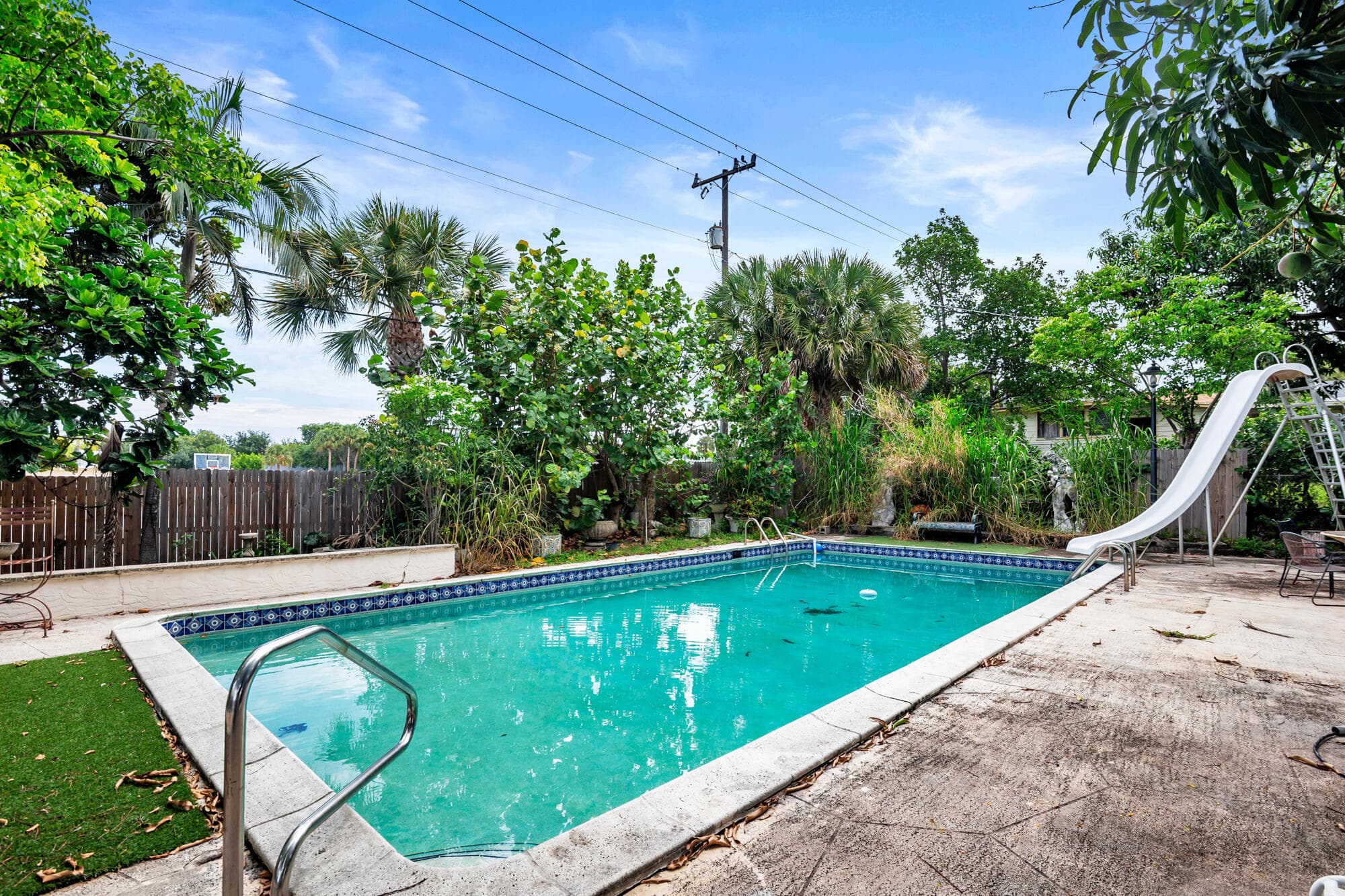821 Omar Road, West Palm Beach, FL 33405 — photo 24 of 35