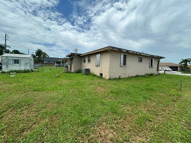 190 SW 6th Avenue, South Bay, FL 33493 — photo 3 of 3