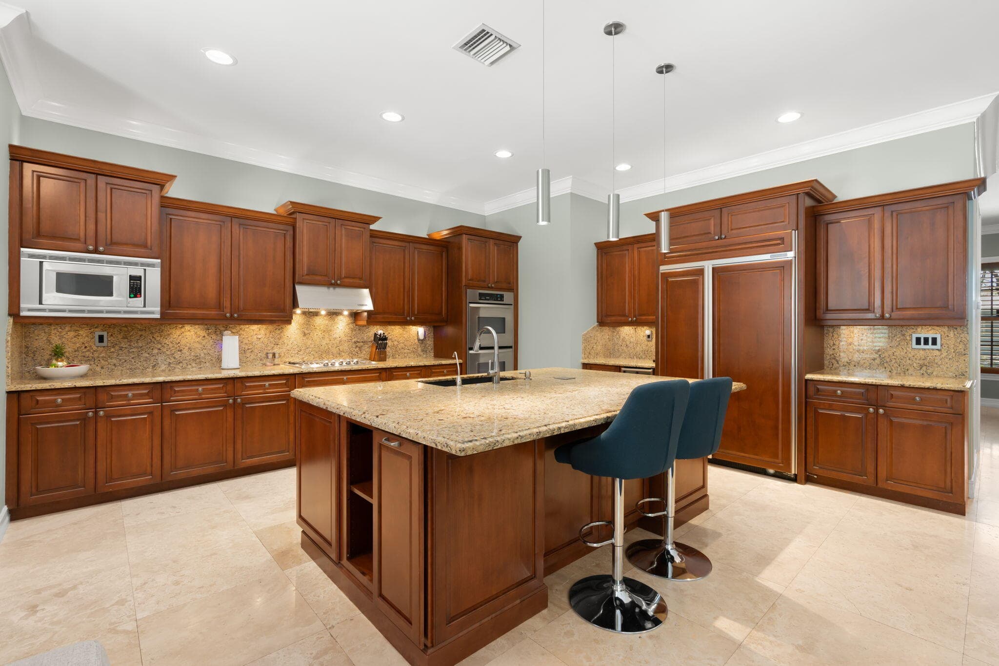 633 NE 20th Street, Wilton Manors, FL 33305 — photo 22 of 63