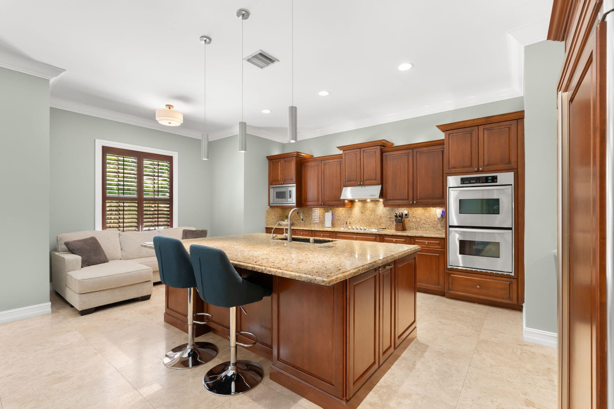 633 NE 20th Street, Wilton Manors, FL 33305 — photo 20 of 63