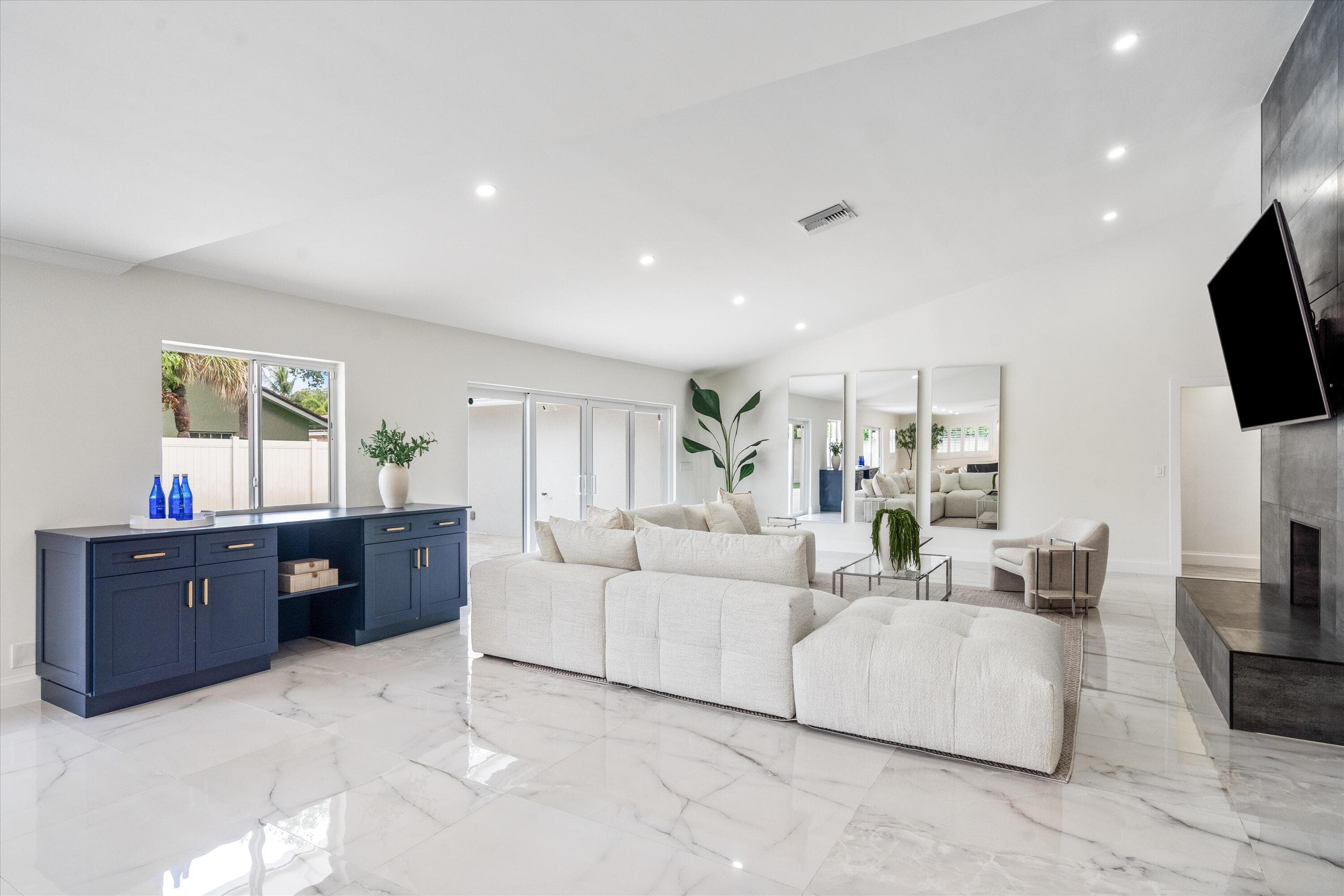 2069 SW 7th Court, Boca Raton, FL 33486 — photo 5 of 46