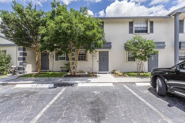 8327 Fairway Road 8327, Sunrise, FL 33351 — photo