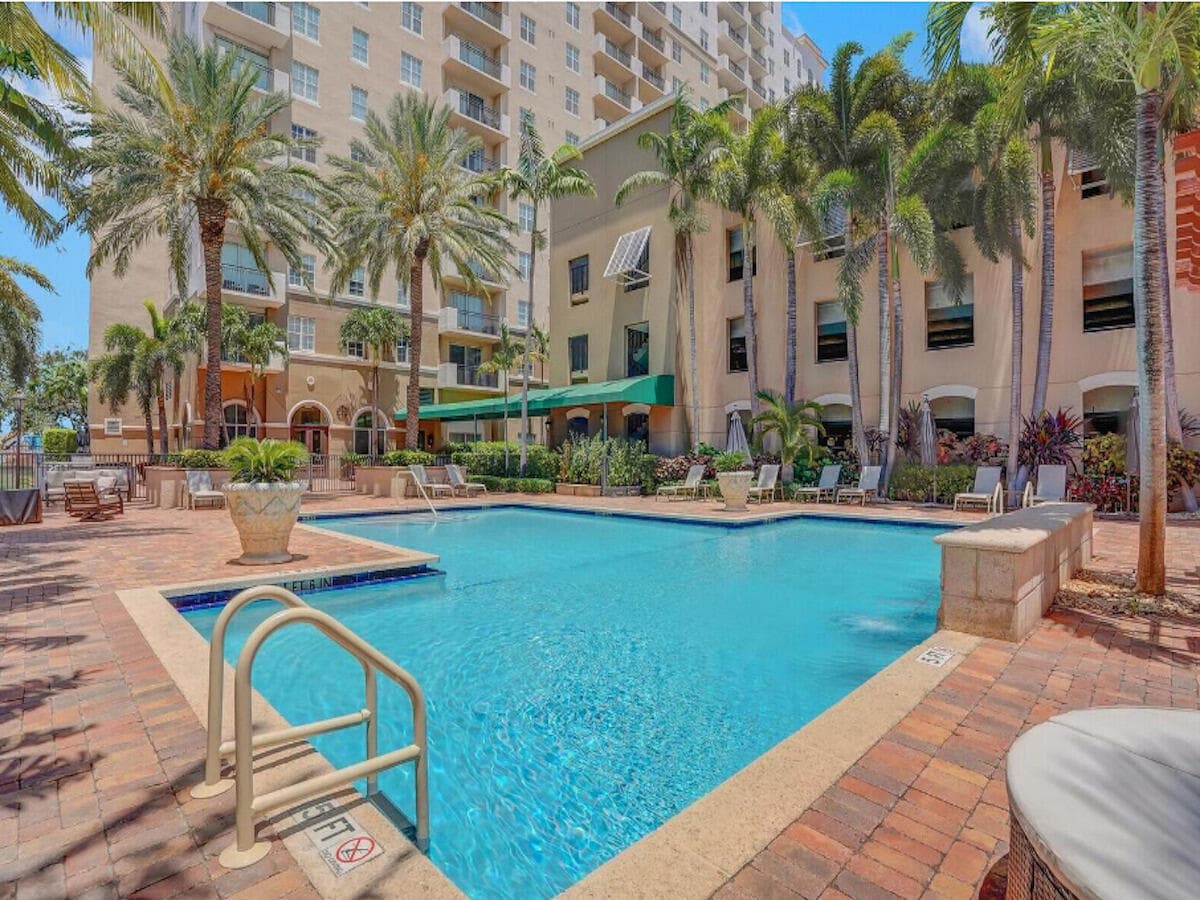 616 Clearwater Park Road Lp4, West Palm Beach, FL 33401 — photo 13 of 26
