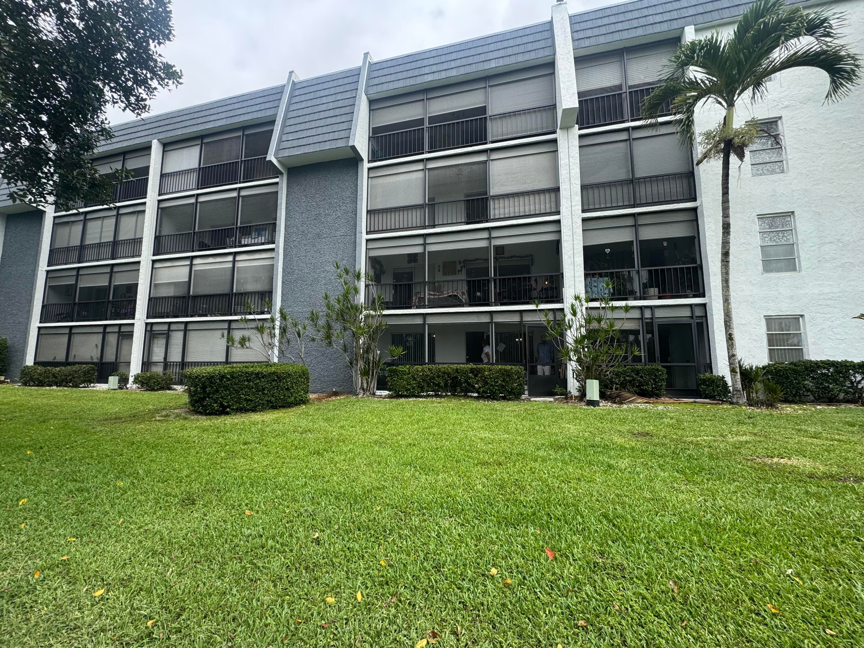 6080 NW 44th Street 109, Lauderhill, FL 33319 — photo 2 of 7