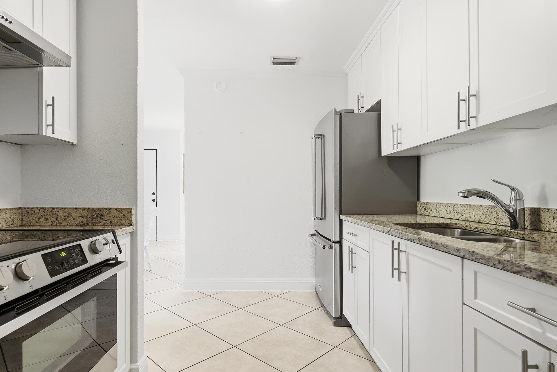604 Piedmont Road, West Palm Beach, FL 33405 — photo 12 of 36