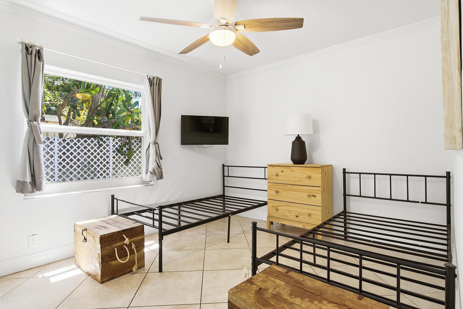 604 Piedmont Road, West Palm Beach, FL 33405 — photo 17 of 36